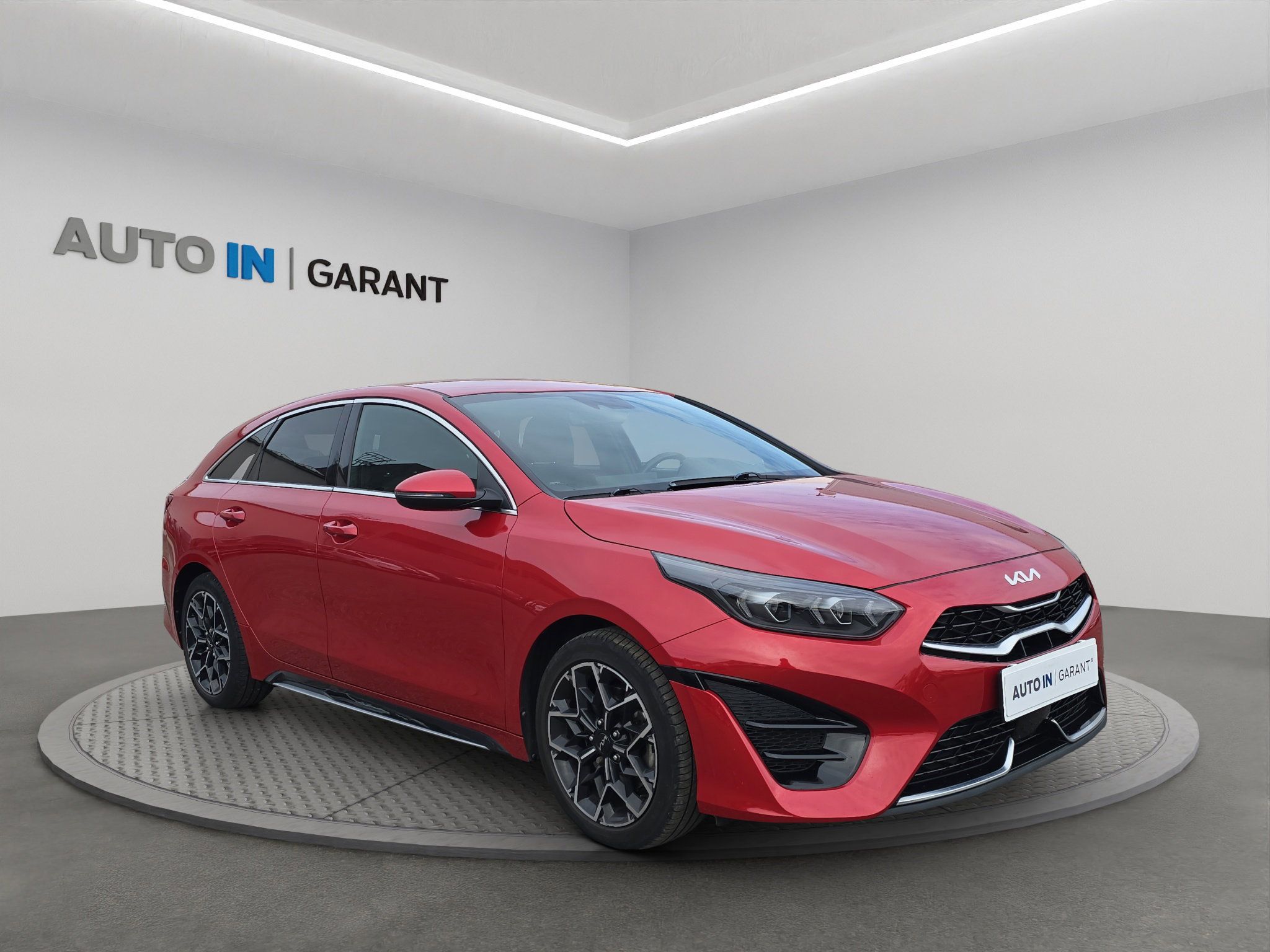 Kia Pro_cee´d, GT-Line 1.5 T-GDi, Serv. - fotka 3
