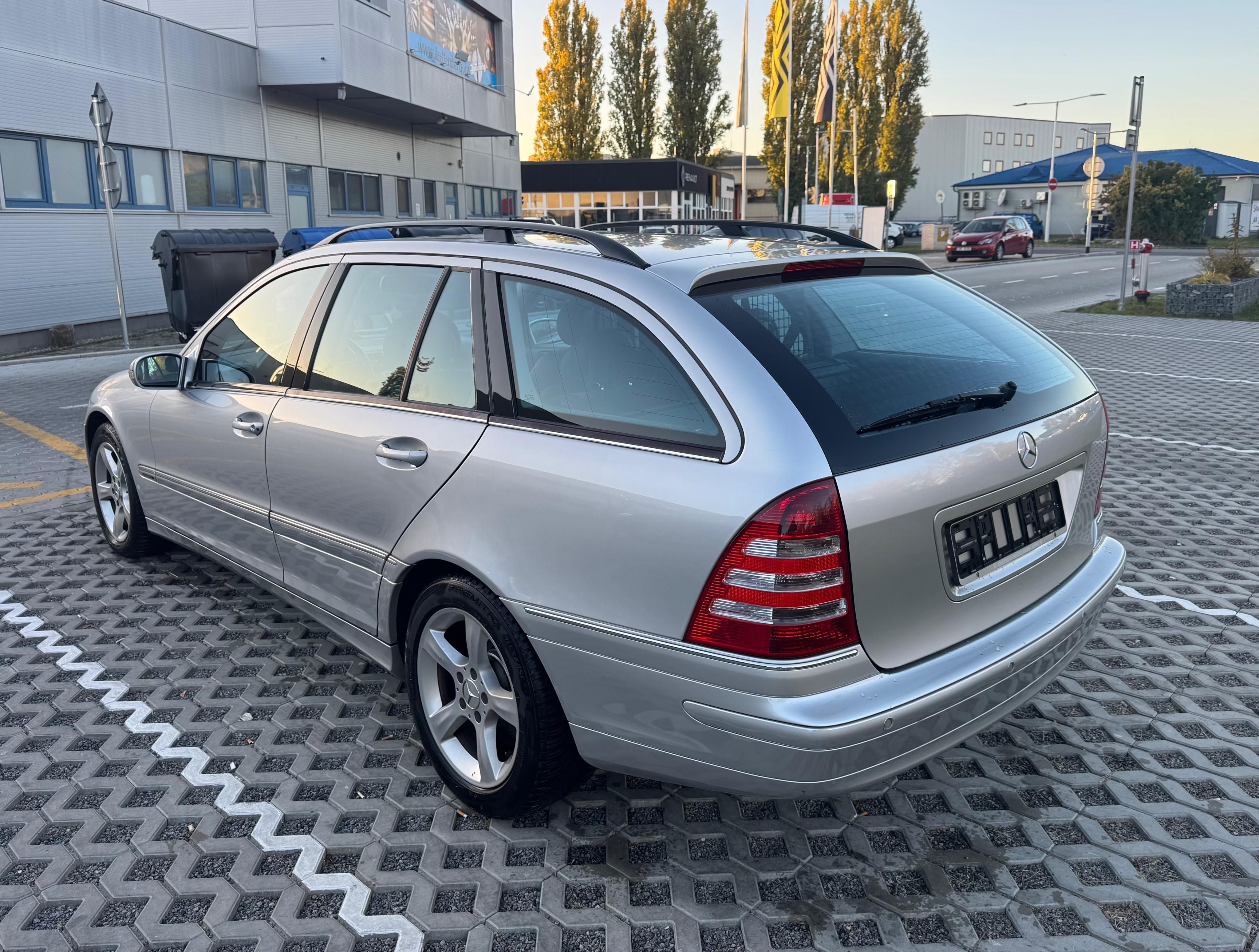 Mercedes-Benz Třídy C, 200CDi 90kW T Avantgarde.Šíbr - fotka 4