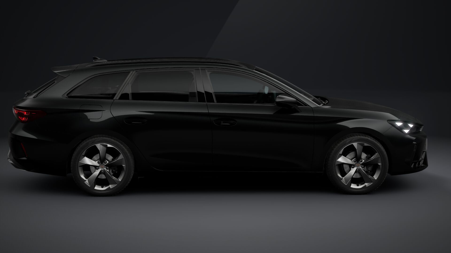 Cupra Leon, Leon SP 1.5 eTSI 150k DSG - fotka 4