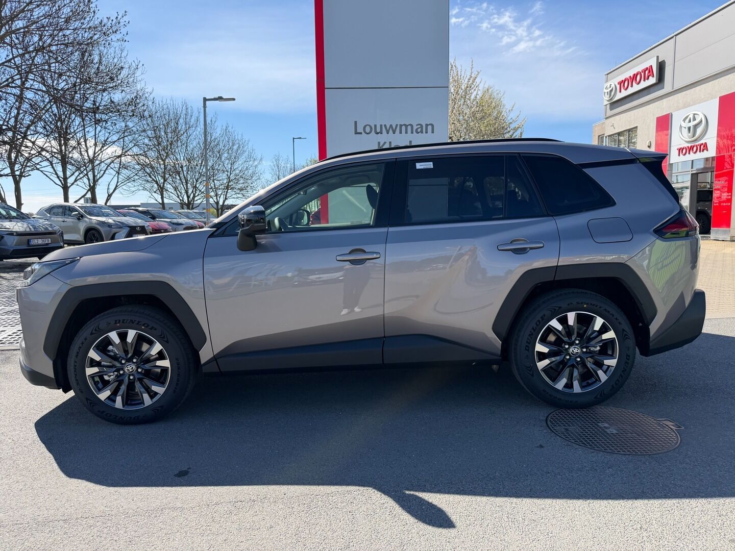 Toyota Rav4, 2.5 Hybrid Comfort 4x2 - fotka 2