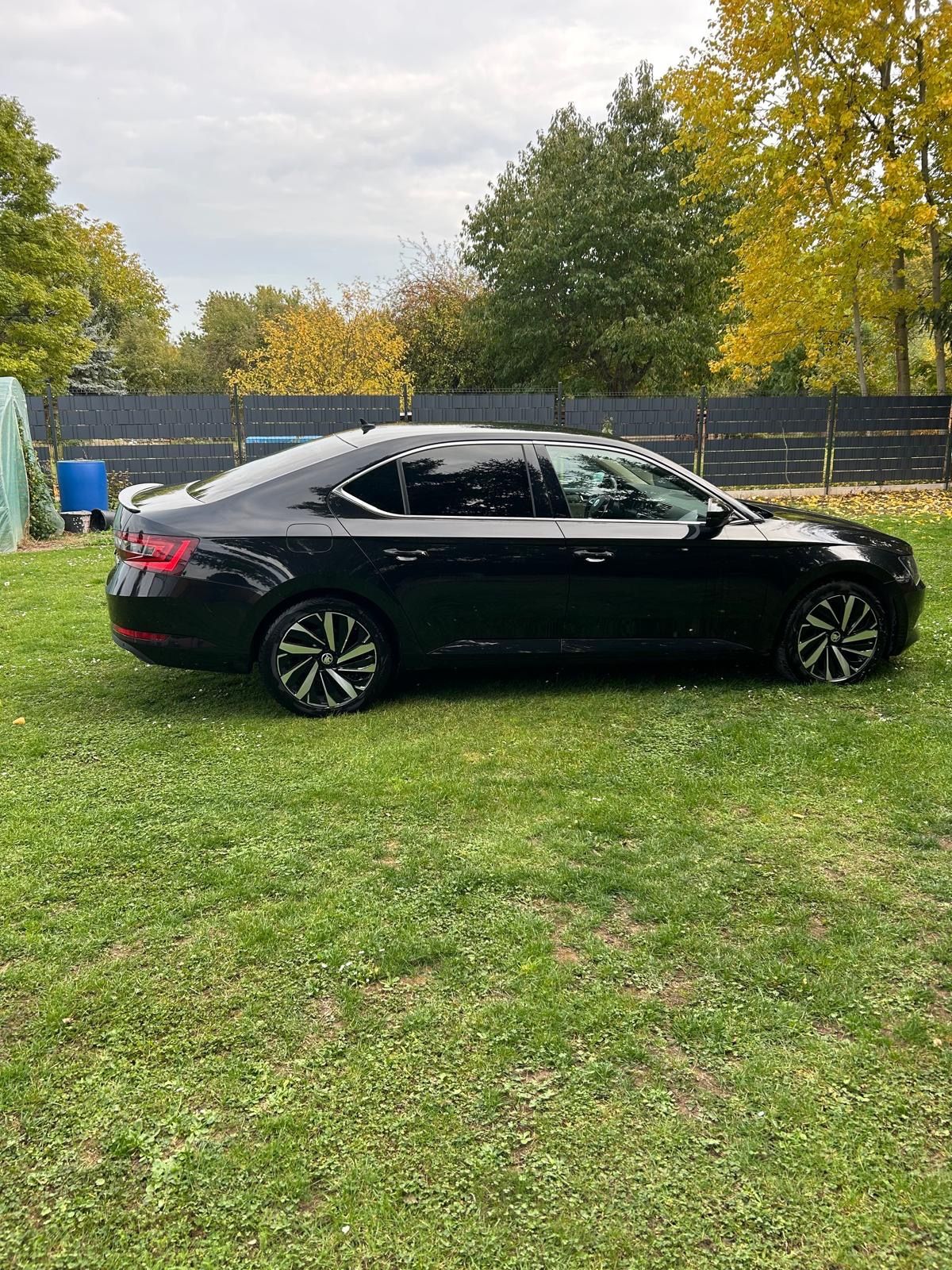 Škoda Superb, ŠKODA SUPERB III 2.0 TDI DSG - fotka 4