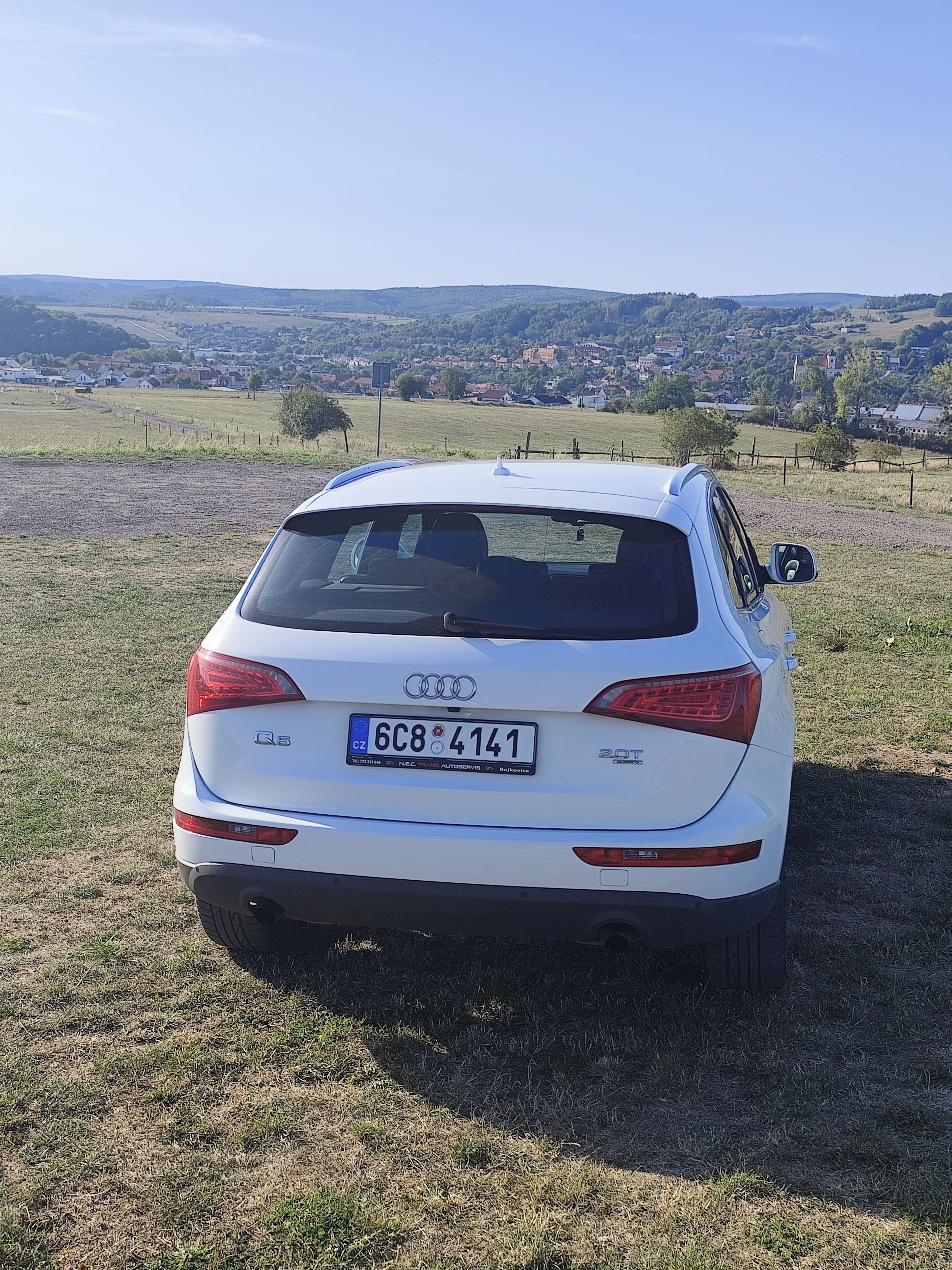 Audi Q5, 2.0 TFSI - fotka 5