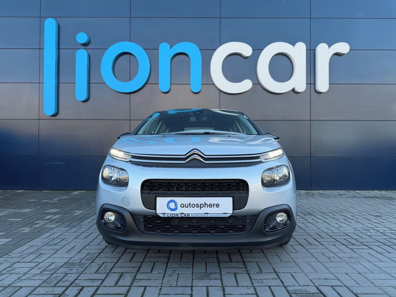 Citroën C3, Graphic, 82 koní, CarPlay - fotka 2