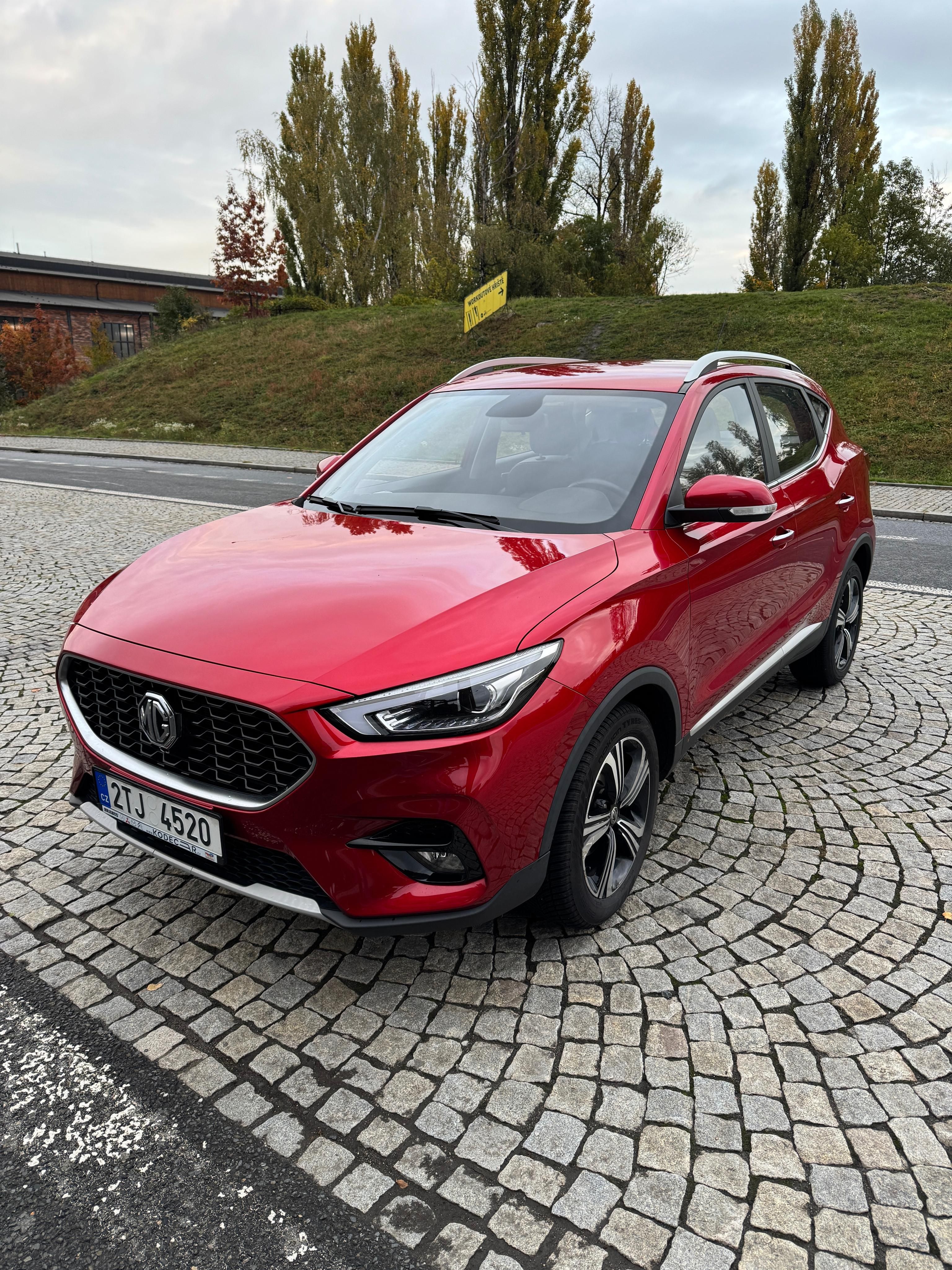 MG ZS, MG ZS Emotion 1,5 DVVT 78 kW