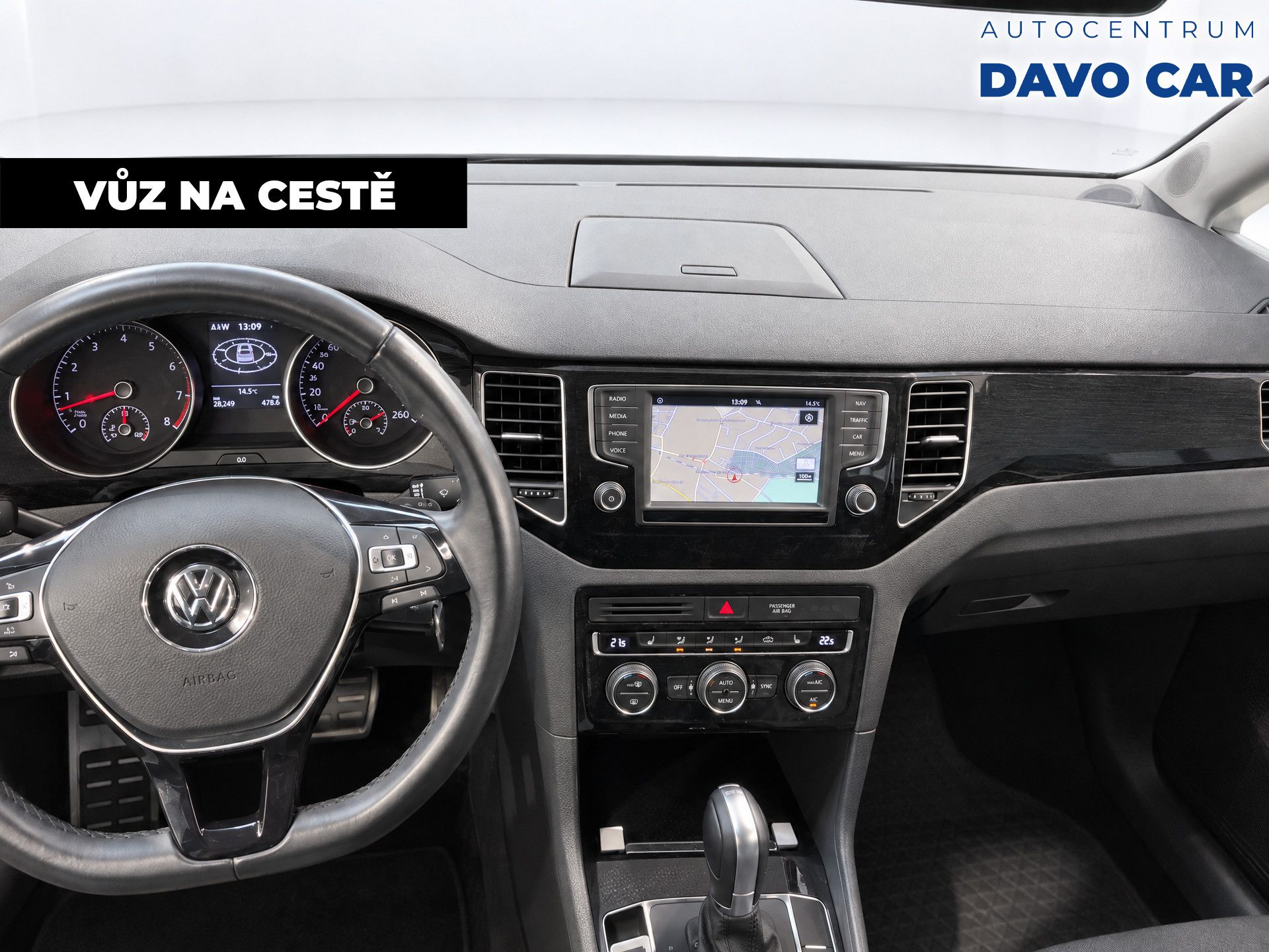 Volkswagen Golf Sportsvan, 1,4 TSI 92KW DSG Sound - fotka 2