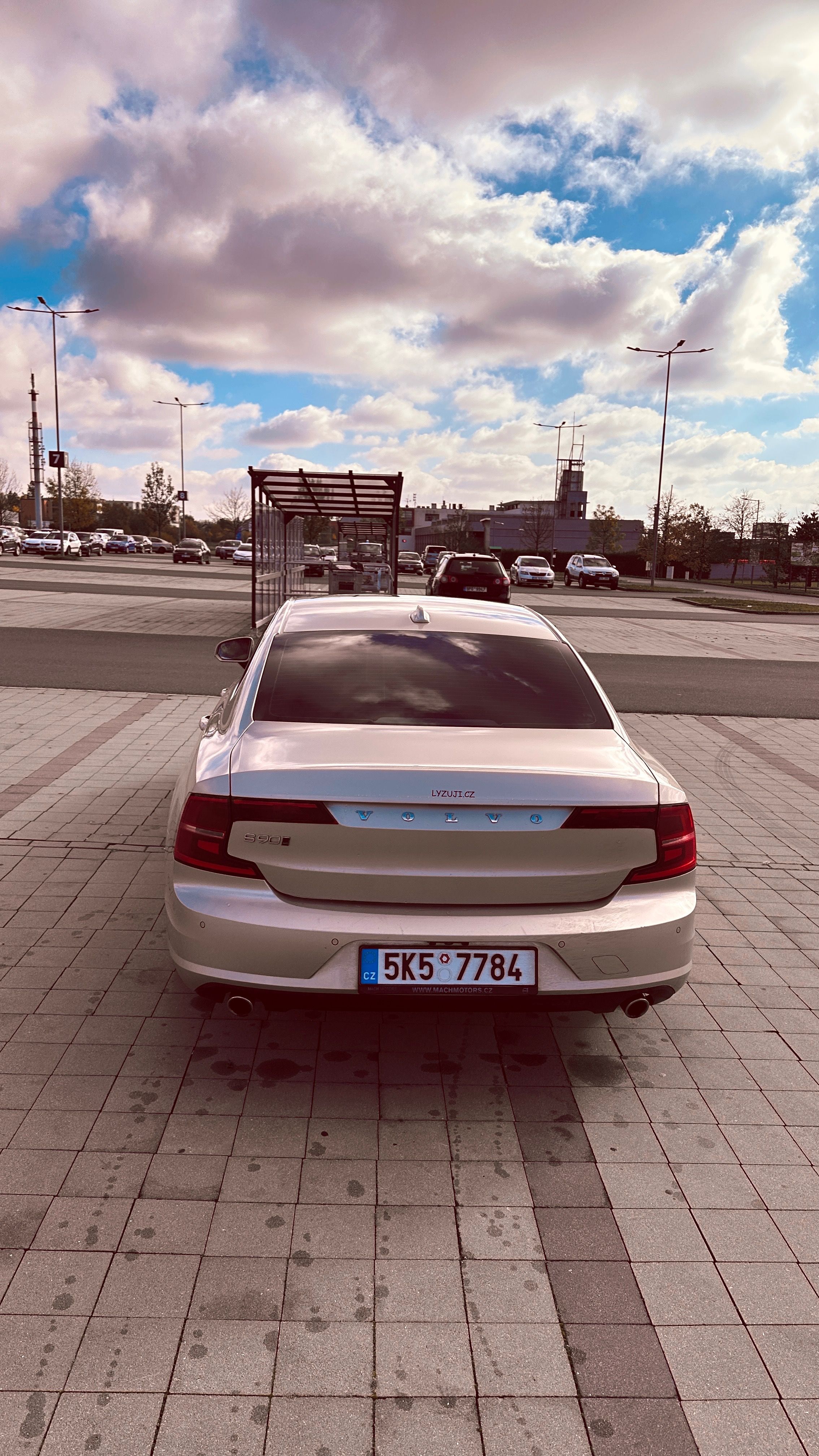 Volvo S90, 2,0 D AWD, - fotka 2