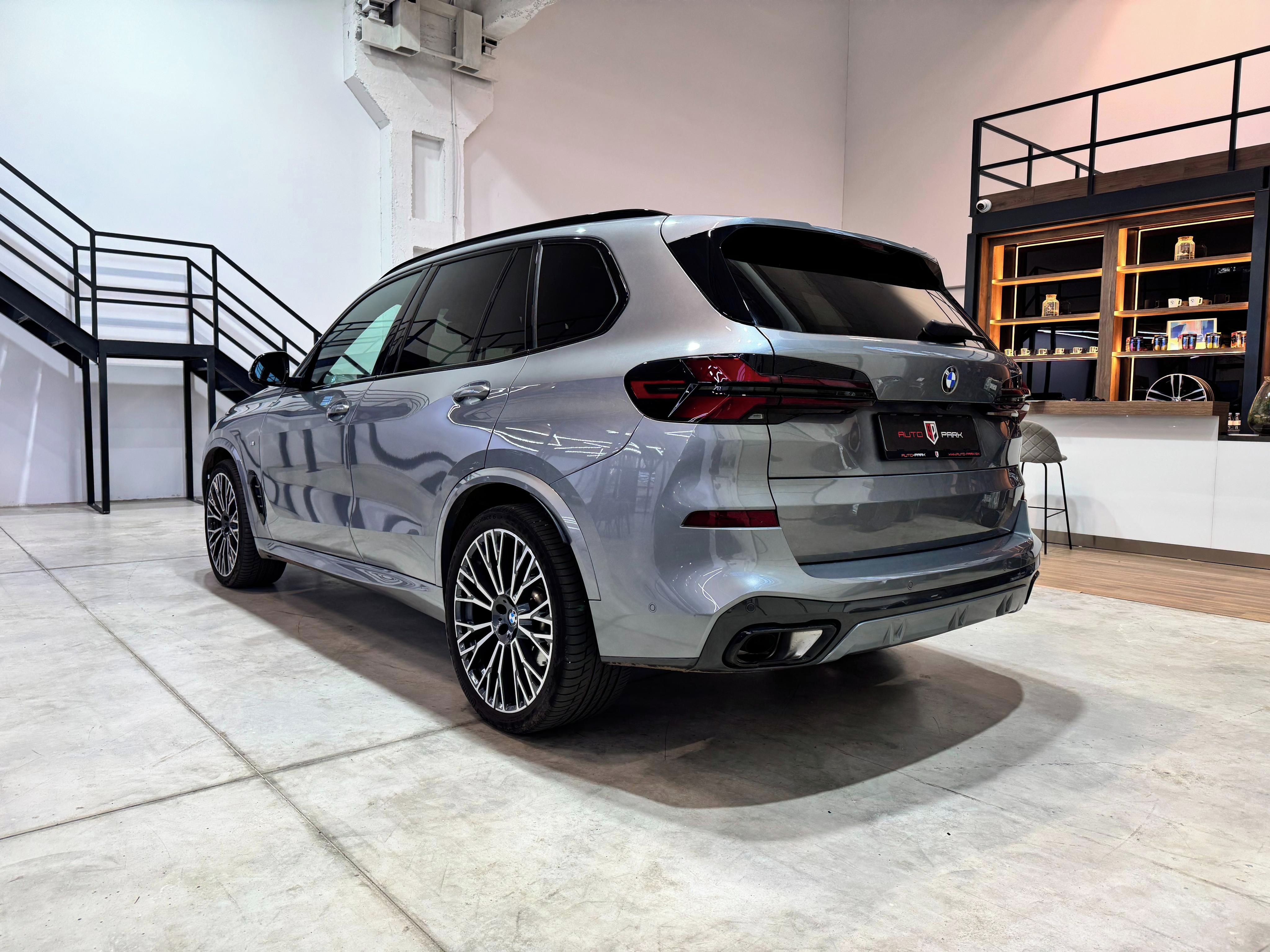 BMW X5, BMW X5 xDrive 30d mHEV A/T - fotka 4