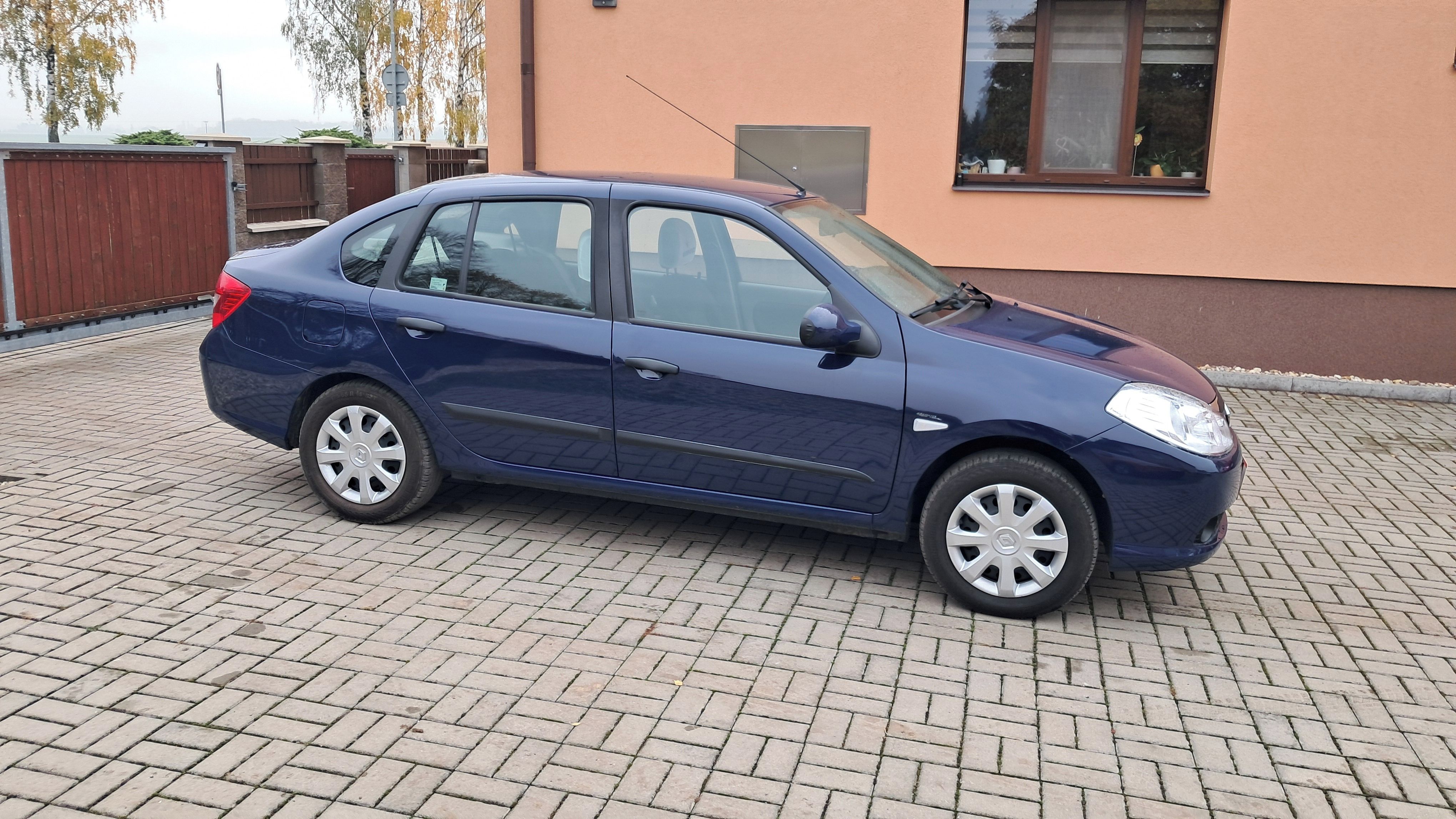 Renault Thalia, 1.2i / najeto 24 000 KM - fotka 2