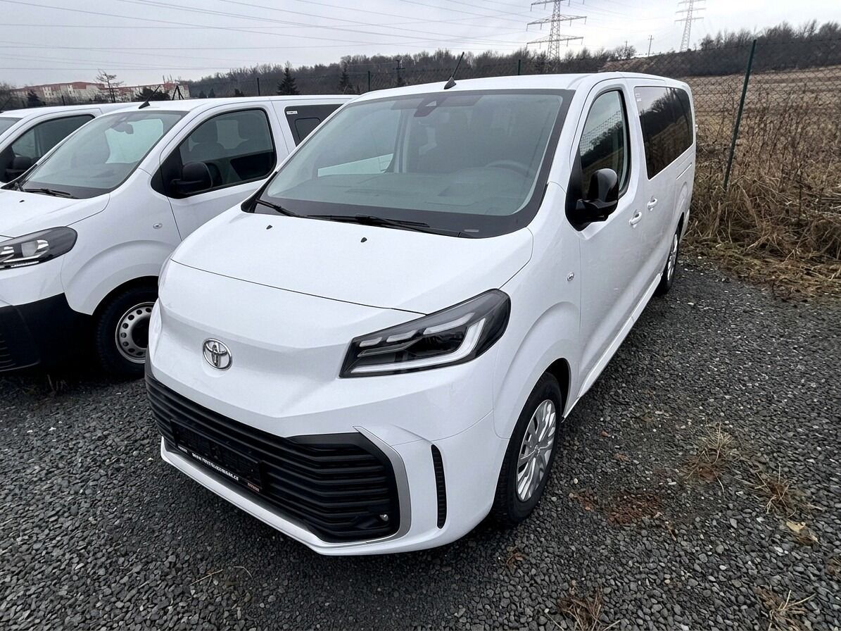 Toyota Proace Verso, 2,2 L2 Business + Mobility - fotka 3