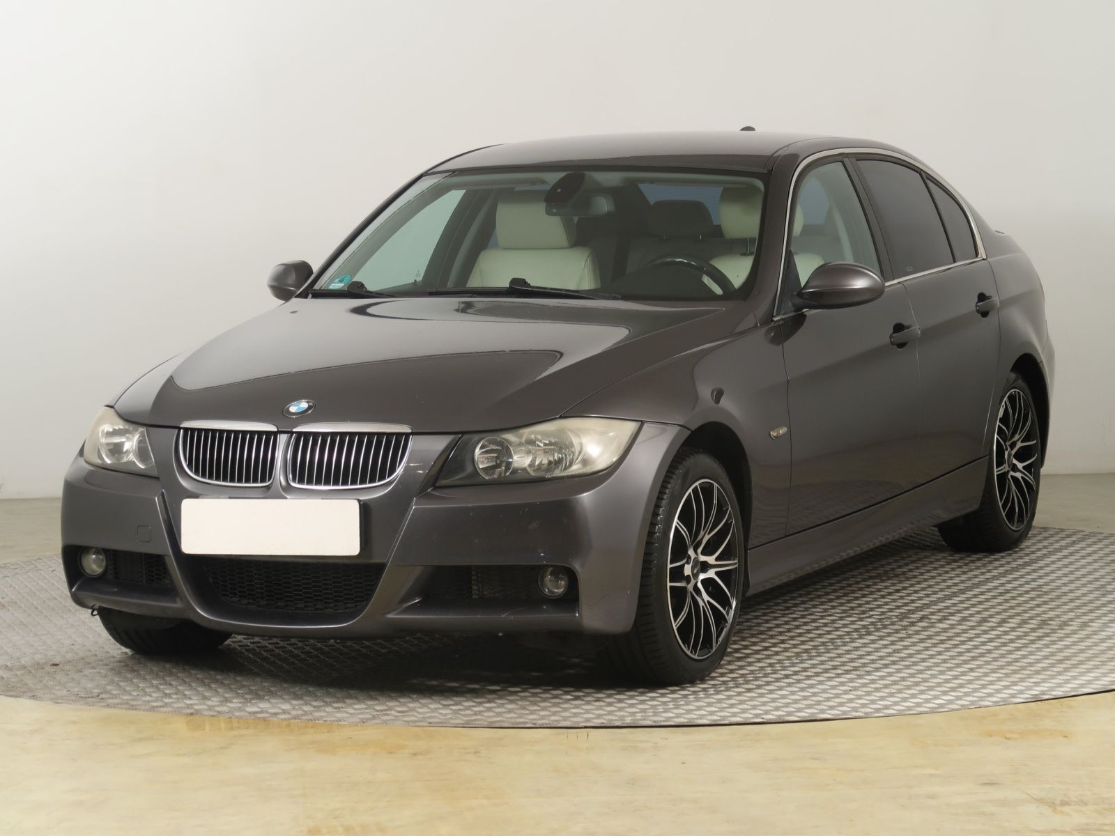 BMW Řada 3, 325 i, po STK, Tažné - fotka 3