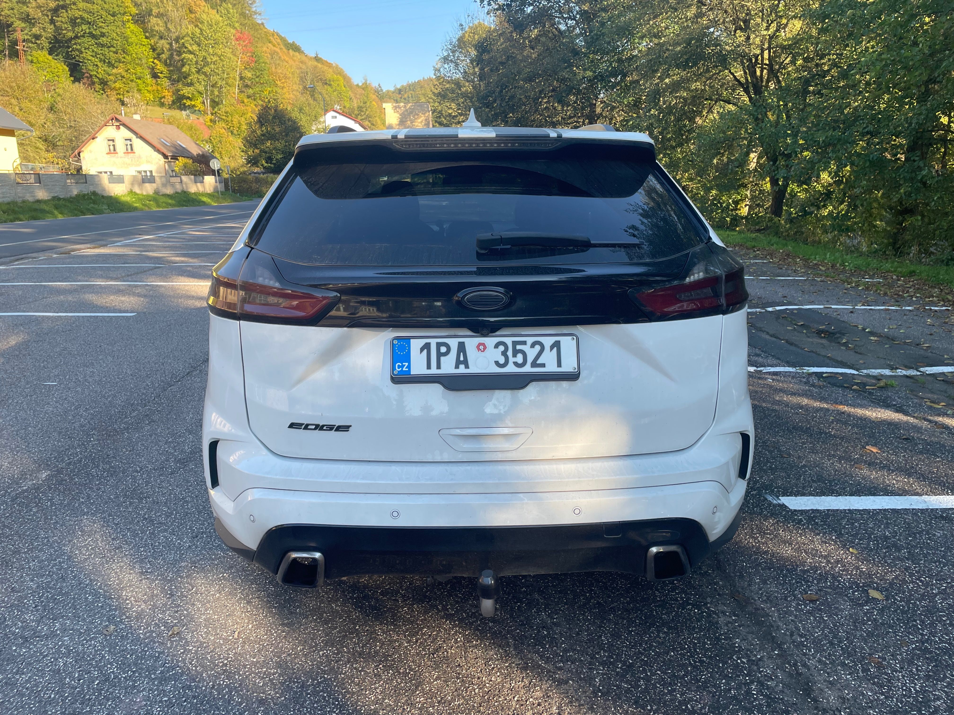 Ford Edge, Prodám Ford Edge 2.0 175Kw - fotka 3
