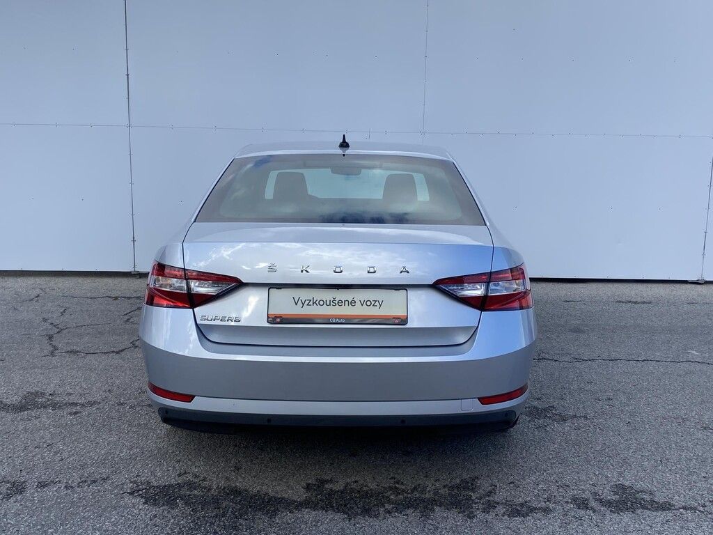 Škoda Superb, 2.0 TDI 110 kW Style DSG - fotka 6