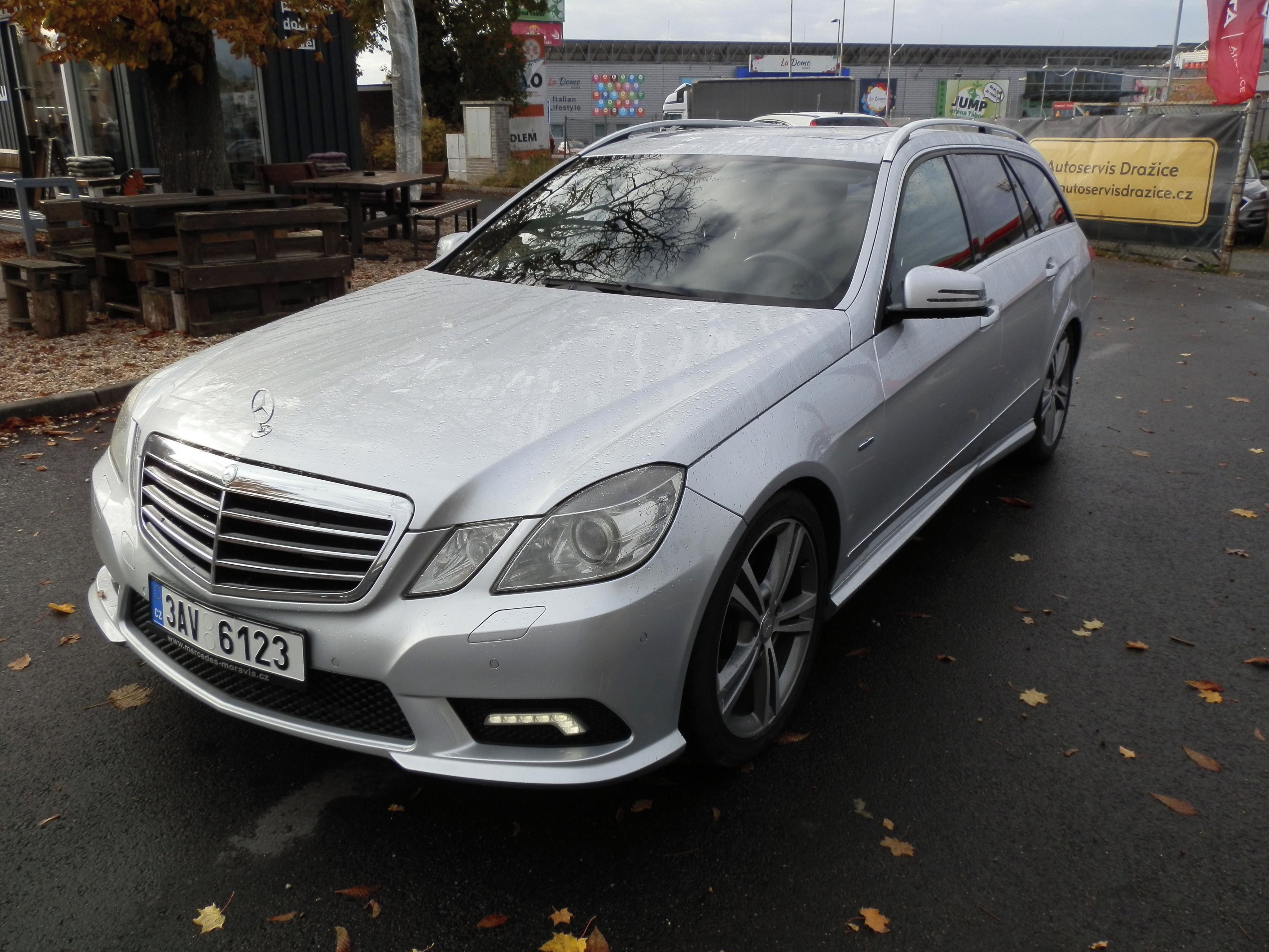 Mercedes-Benz Třídy E, 350 CGI AVANTGARDE