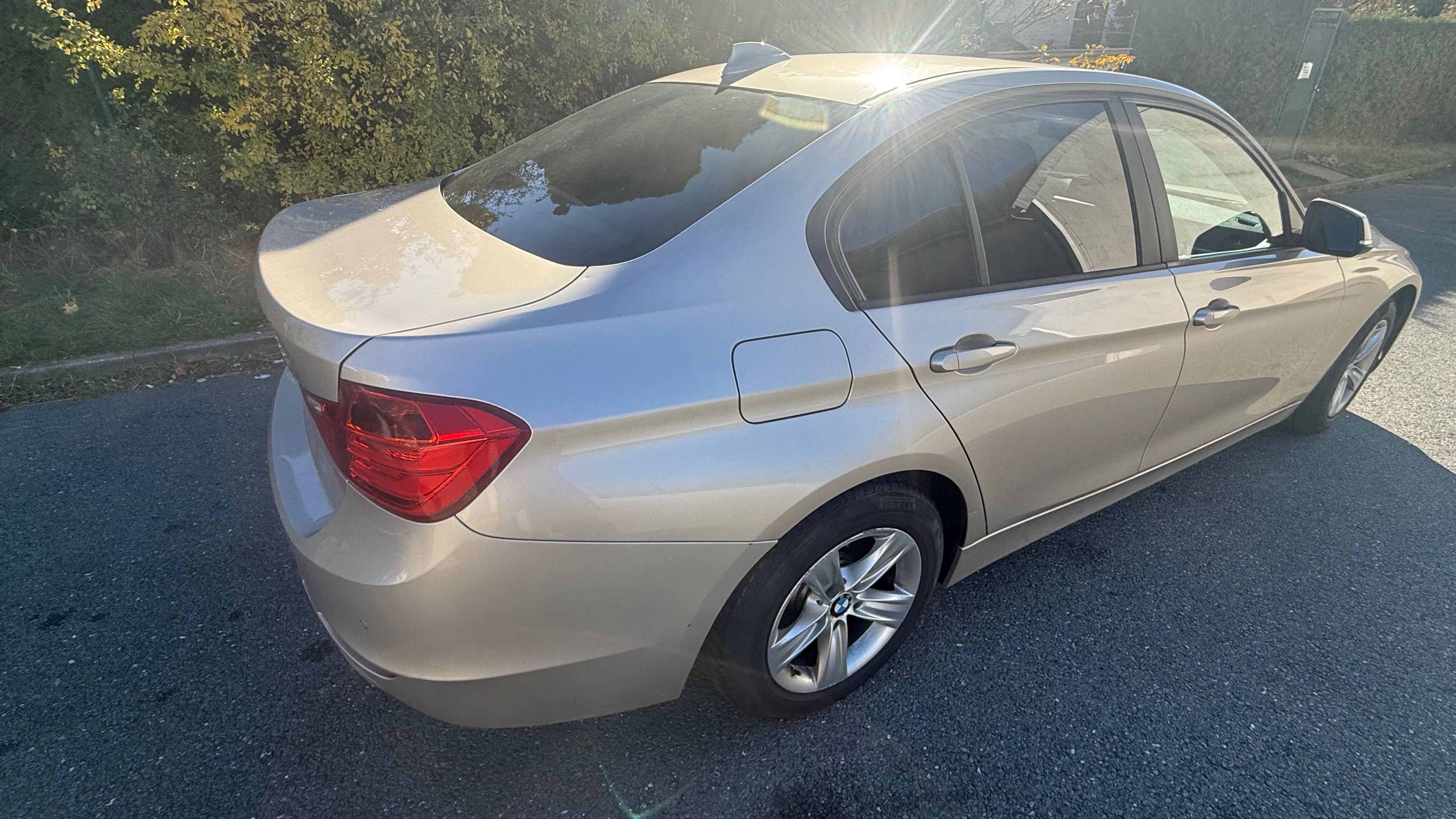 BMW Řada 3, BMW 320d xdrive - fotka 5