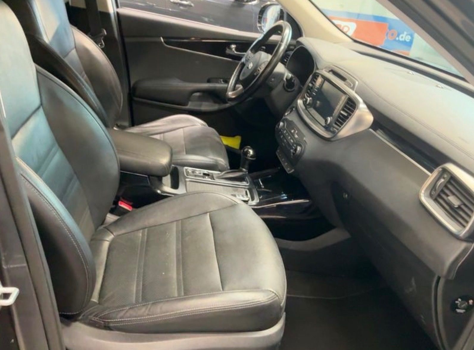 Kia Sorento, 2.2 CRDi 4X4 AT KŮŽE VENTILACE - fotka 6
