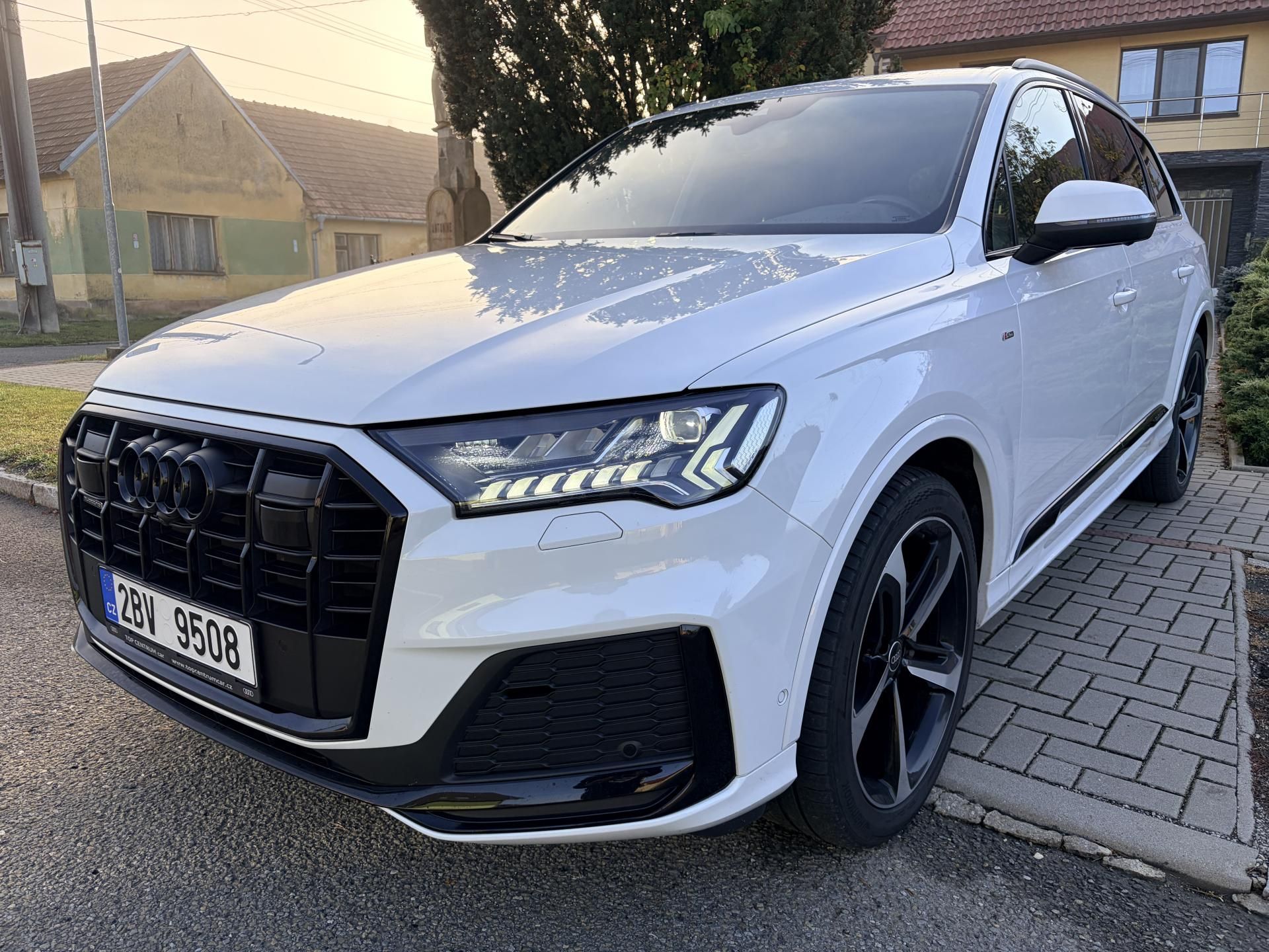 Audi Q7, QUATTRO S-LINE MATRIX NEZ. TOP