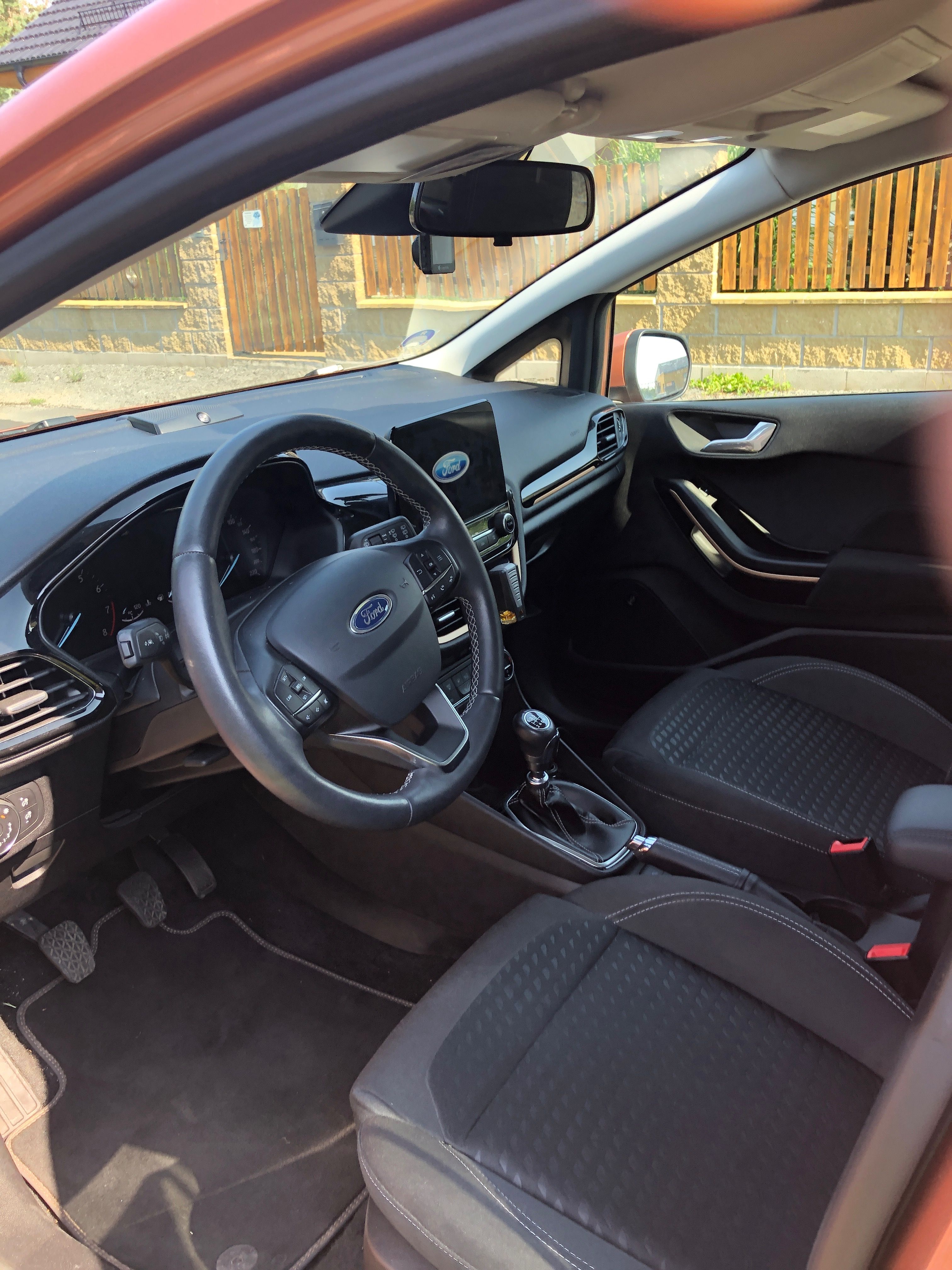 Ford Fiesta, 74 kW, výbava Titanum - fotka 5