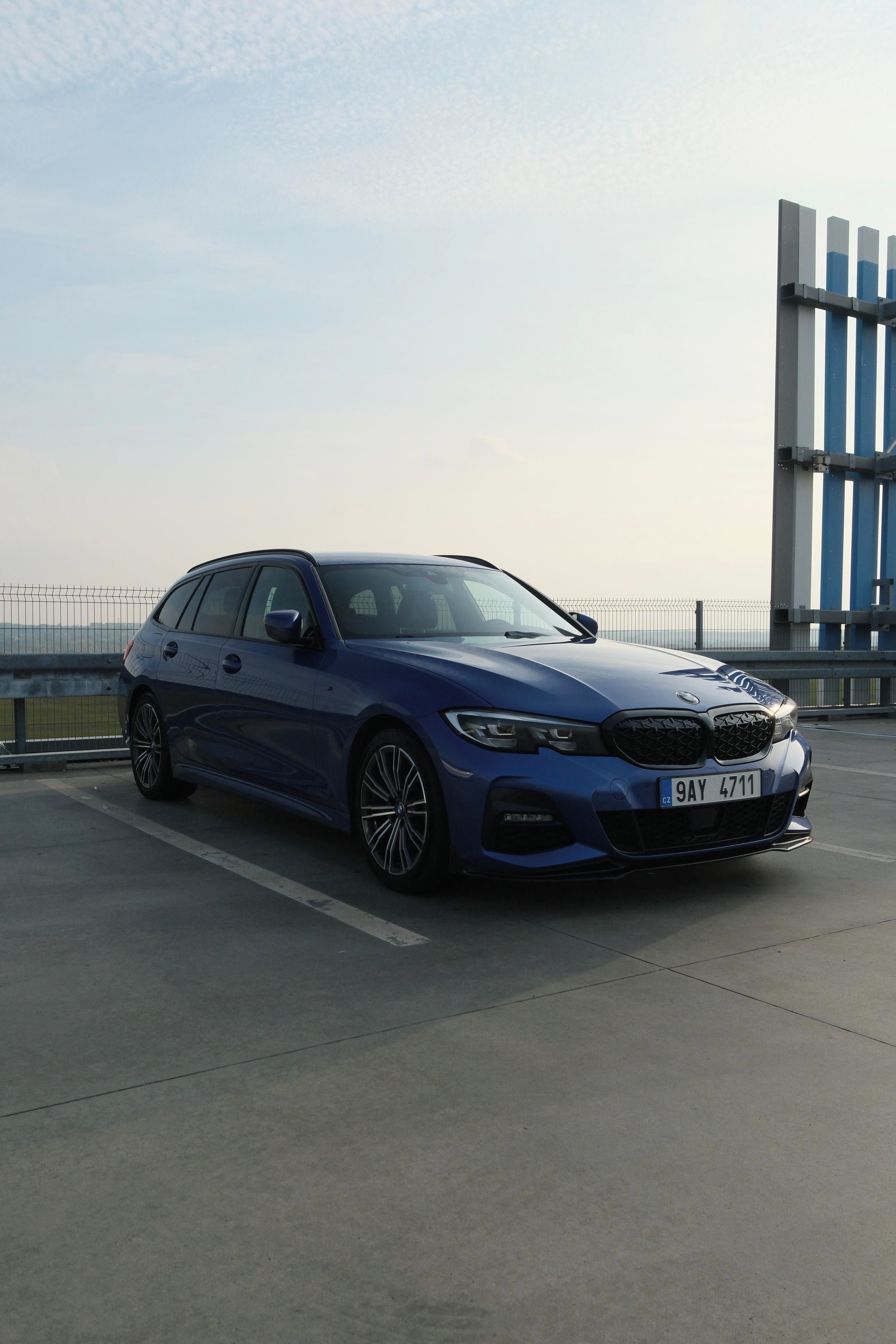 BMW Řada 3 - fotka 3