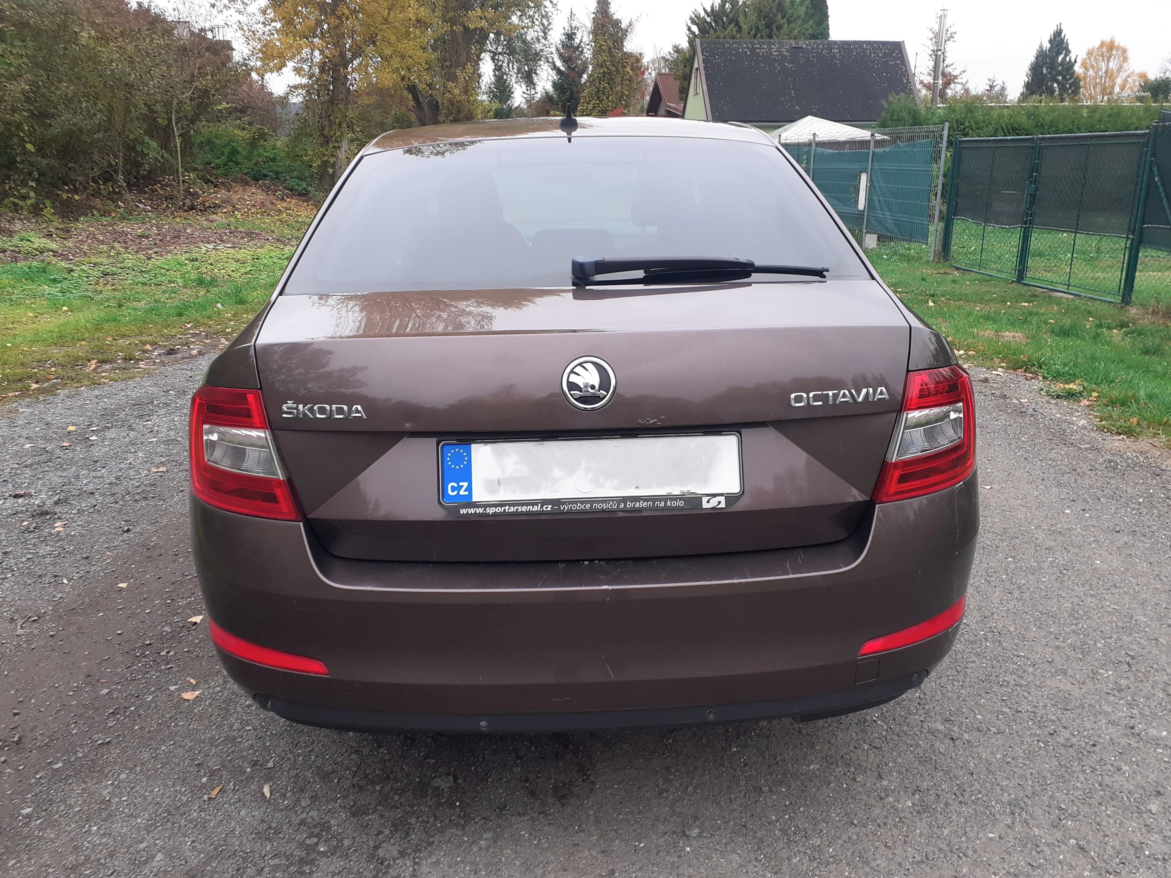 Škoda Octavia, Style 1.2 TSI 81 kW - fotka 6