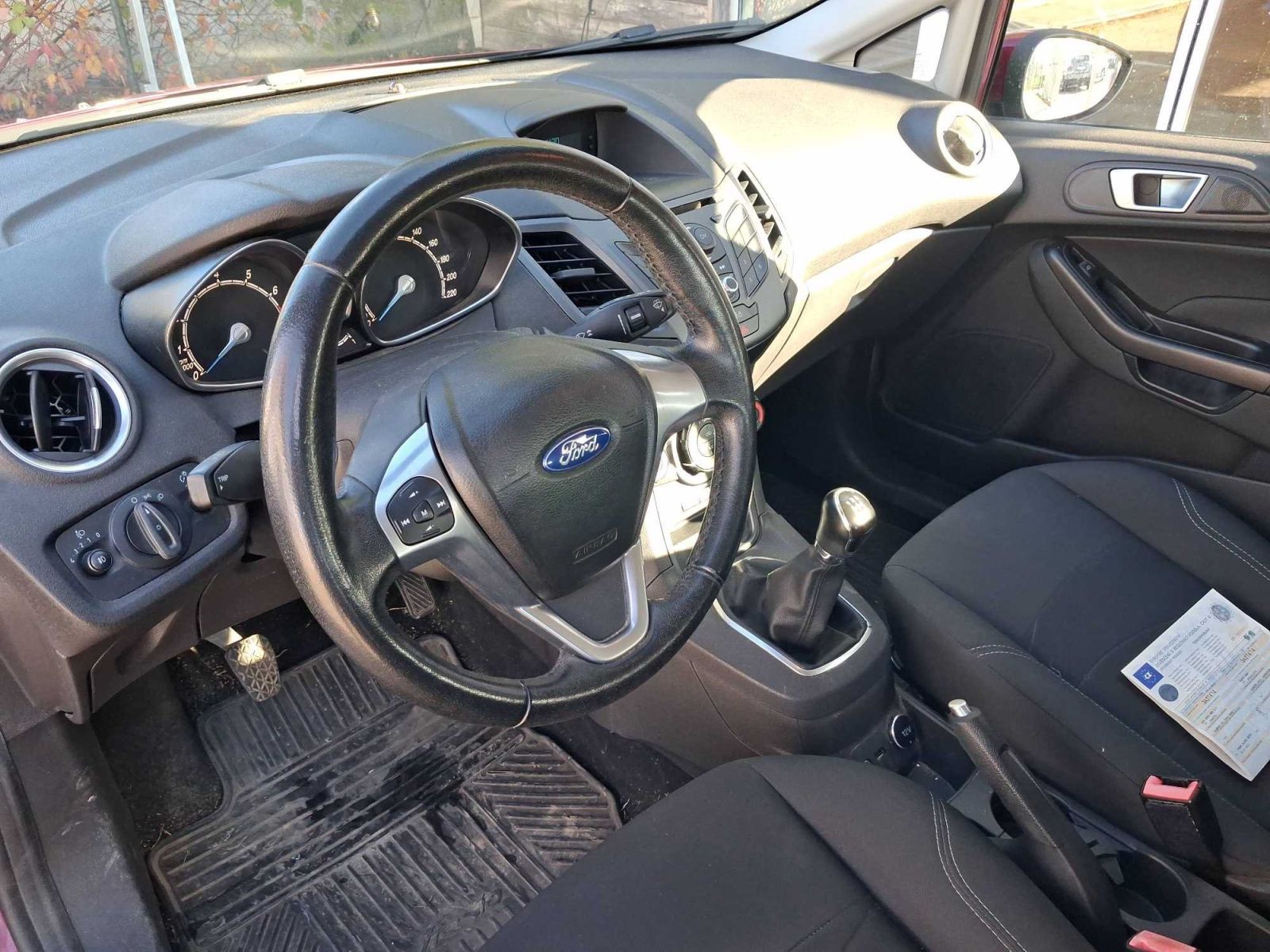 Ford Fiesta, 1.0 EcoBoost, Klima, El. okna - fotka 3