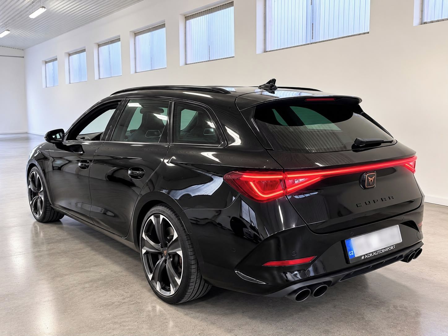 Seat Leon, CUPRA LEON VZ310 4x4 228KW - fotka 4
