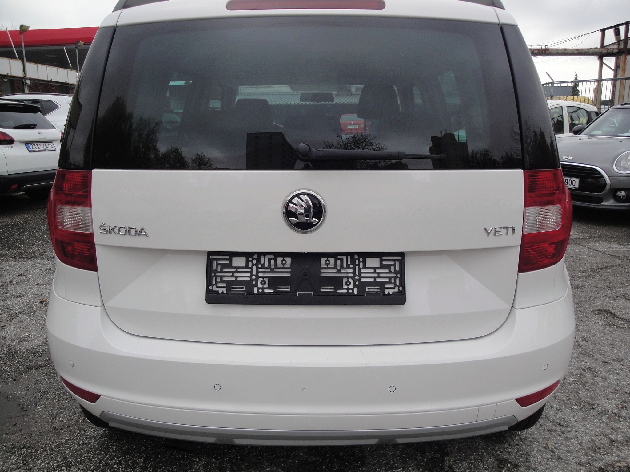 Škoda Yeti, 1.2 81kw Tažné 6-Rych KRASAVEC - fotka 6