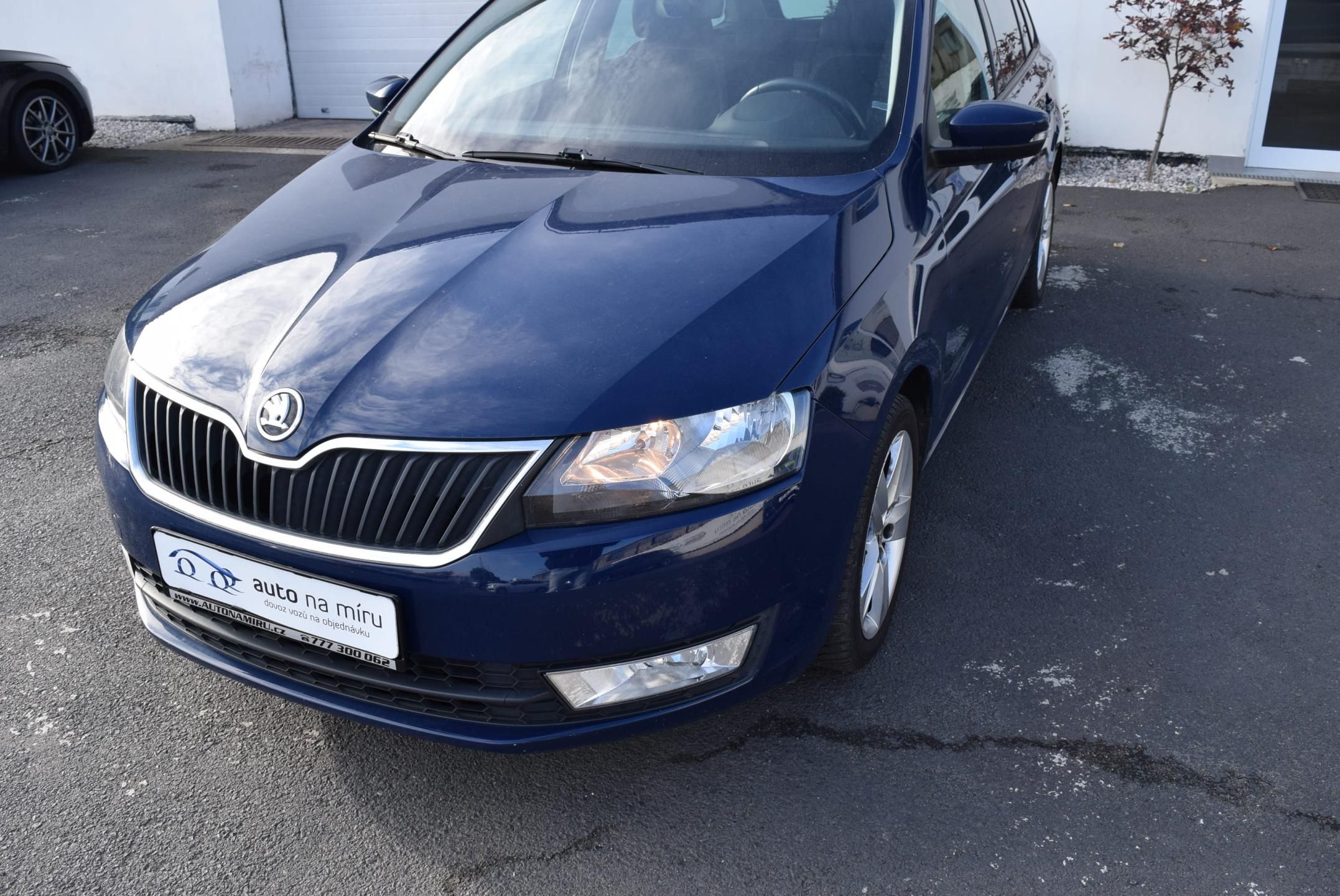 Škoda Rapid, 1.2TSI 81kw AMBITION PANORAMA - fotka 2