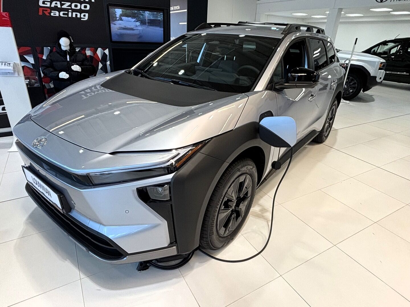 Toyota bZ4X, 4X4 Style TS 74,7 kWh - fotka 3