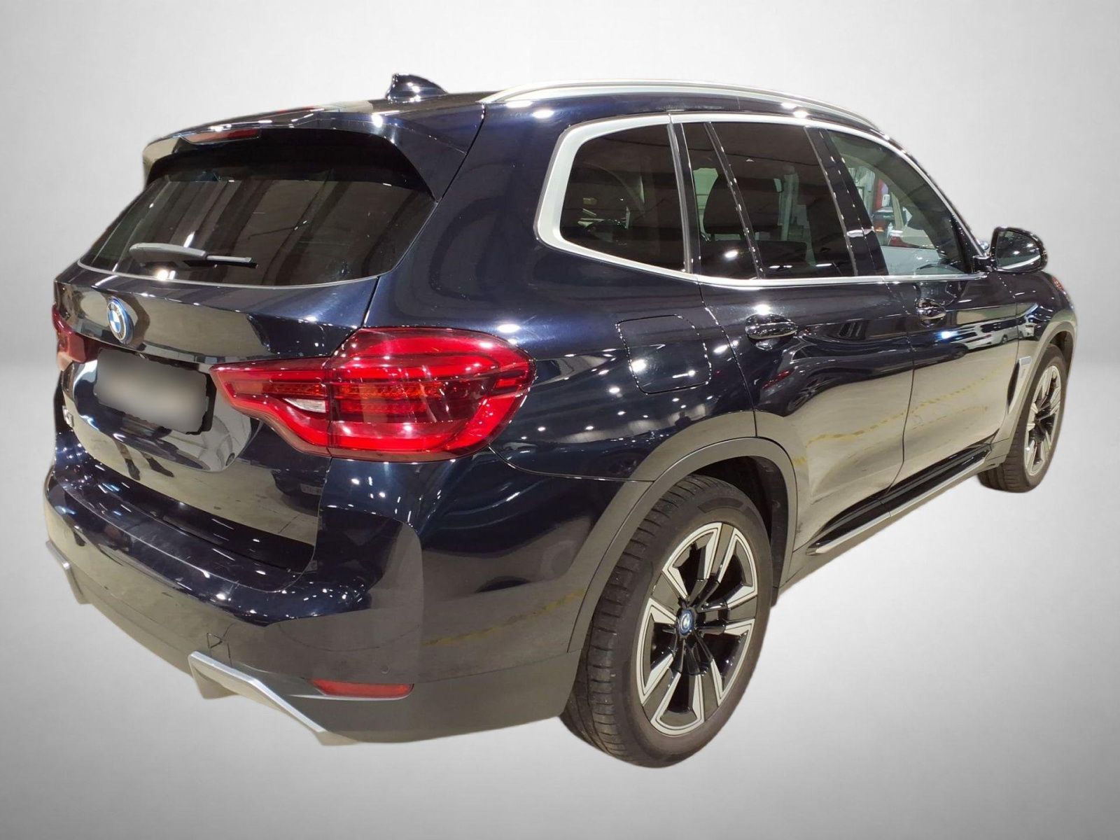 BMW iX3, 80 kWh, Automat, Kůže, Navi - fotka 2