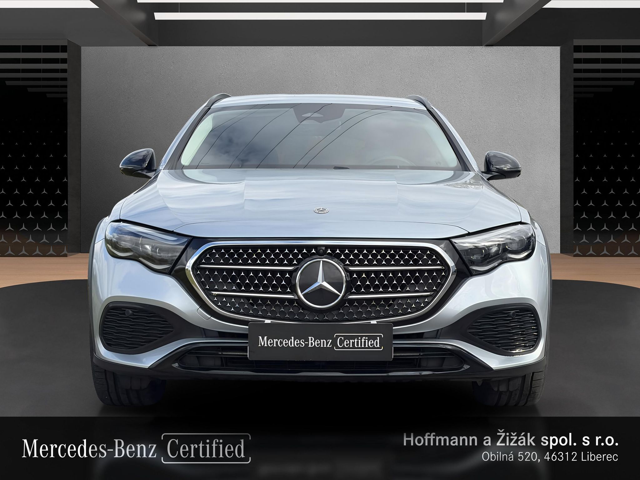 Mercedes-Benz Třídy E, 220 d ALLTERRAIN 4MATIC - fotka 2