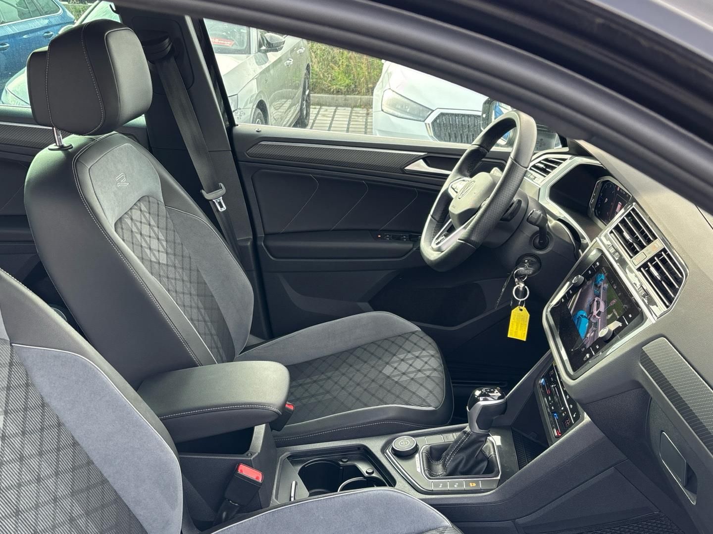 Volkswagen Tiguan, 2.0 TDI / 110 kW R-Line 4MOT D - fotka 6