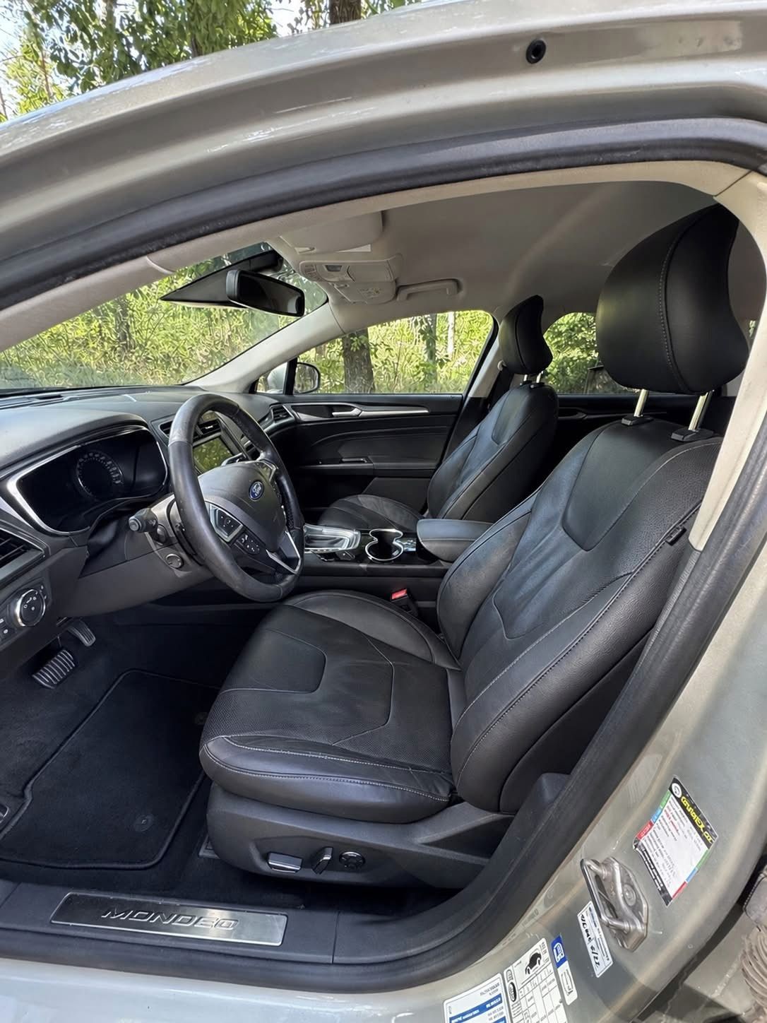 Ford Mondeo, 132 kW,ACC,LED,masáže,bufík - fotka 6