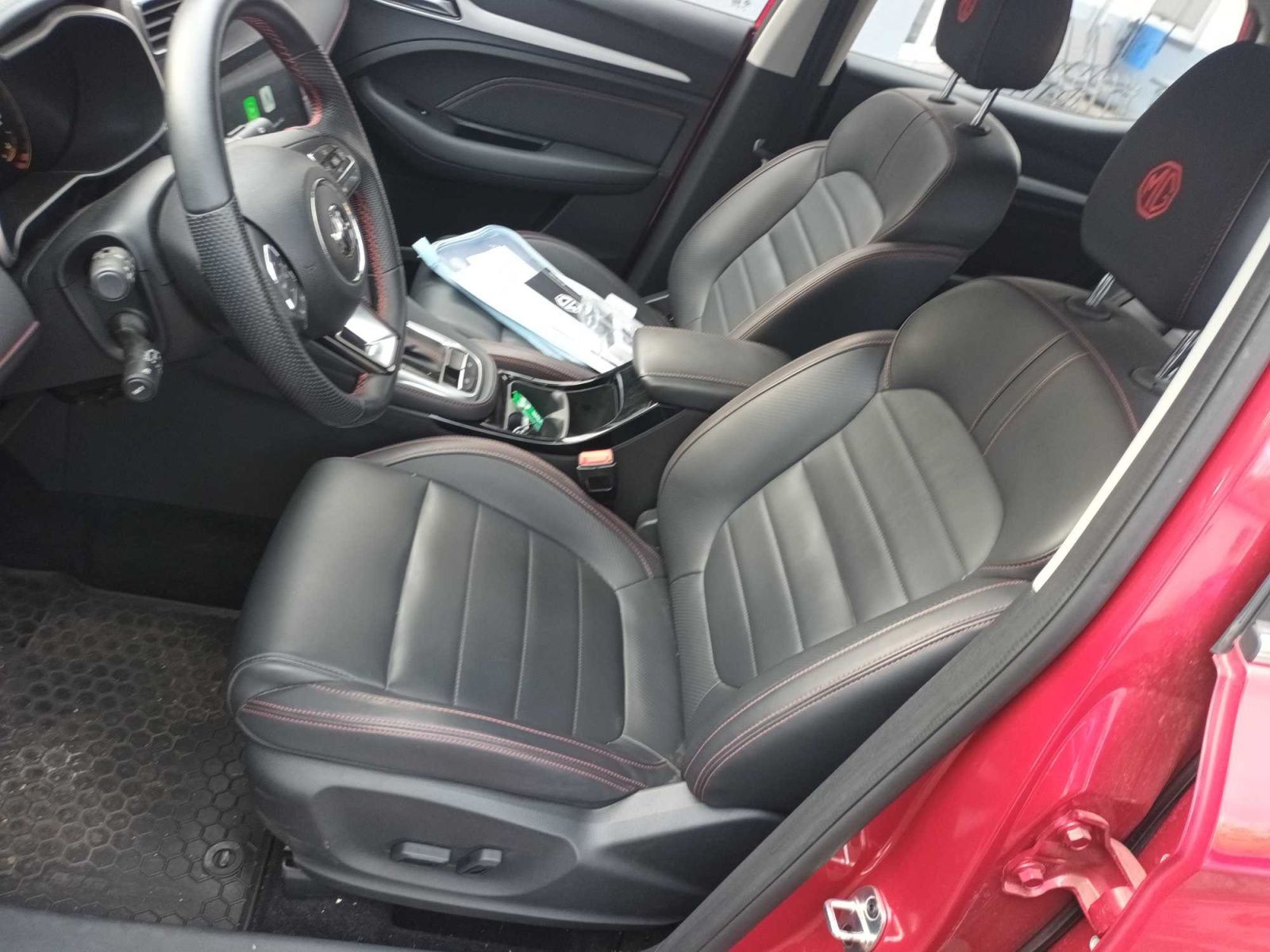 MG ZS, 1.0 Turbo, Exclusive, Automat - fotka 3