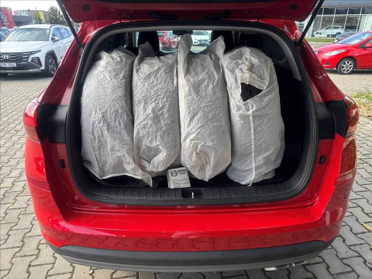 Hyundai Tucson, 1,6 T-GDi MT 4x2 ICEBREAKER - fotka 5