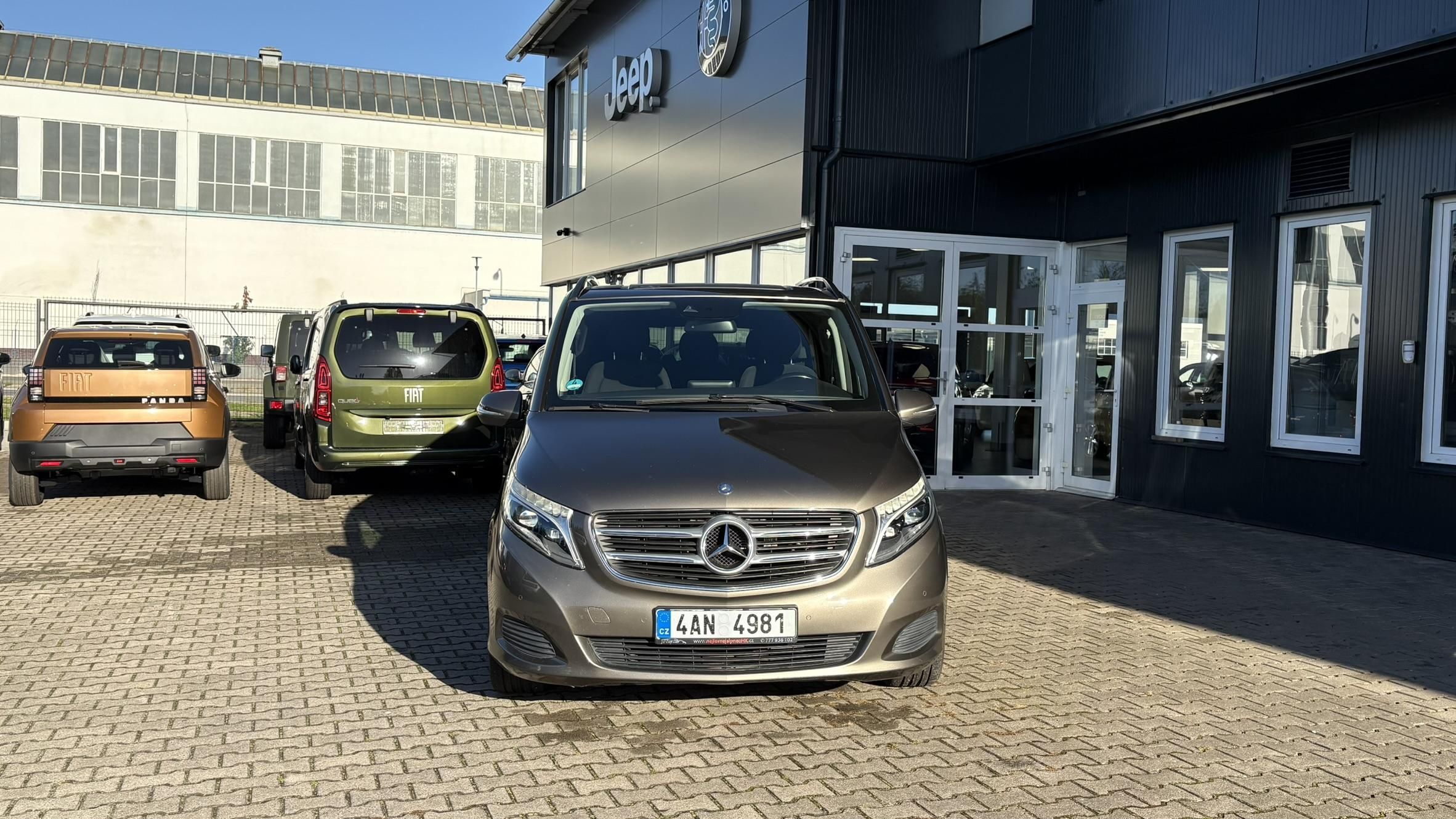 Mercedes-Benz Třídy V, 220 D 120kw - fotka 2