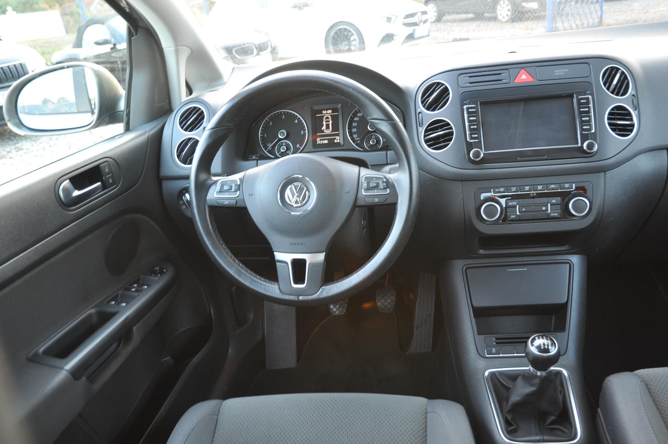 Volkswagen Golf Plus, 2.0TDi 103kW Comfort - fotka 5