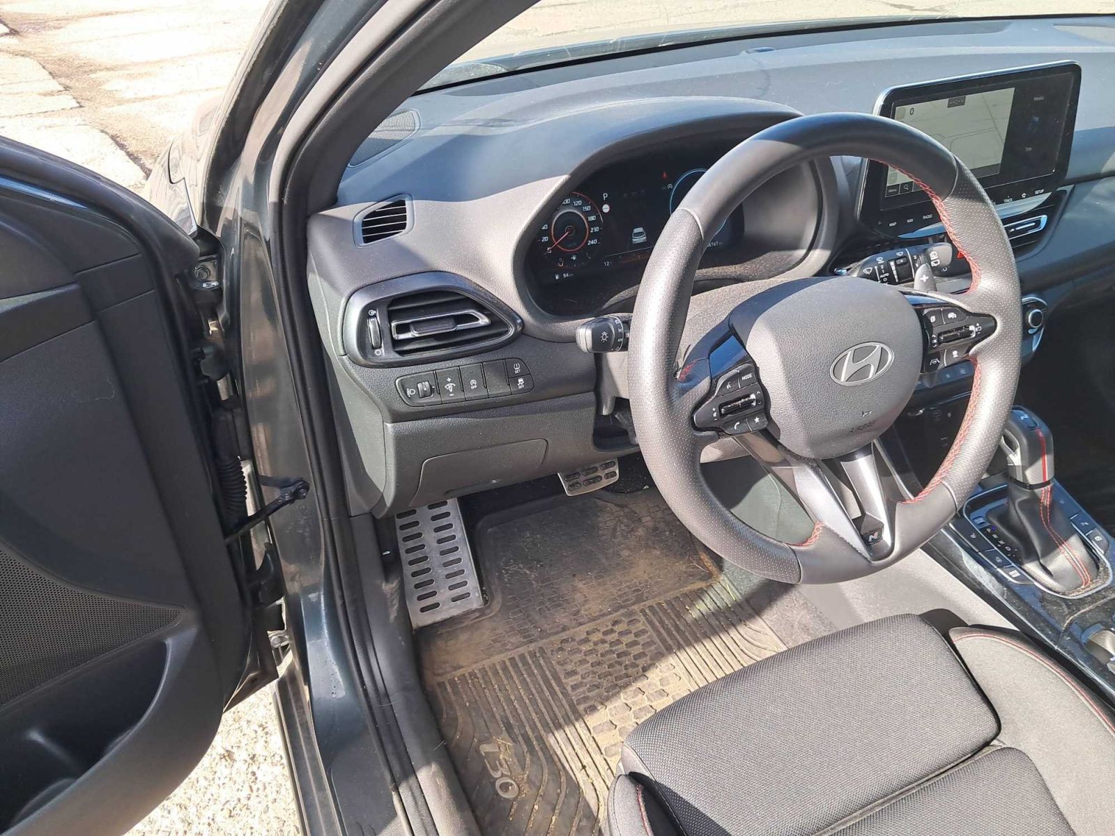 Hyundai i30, 1.5 T-GDI MHEV 48V, N-Line - fotka 3
