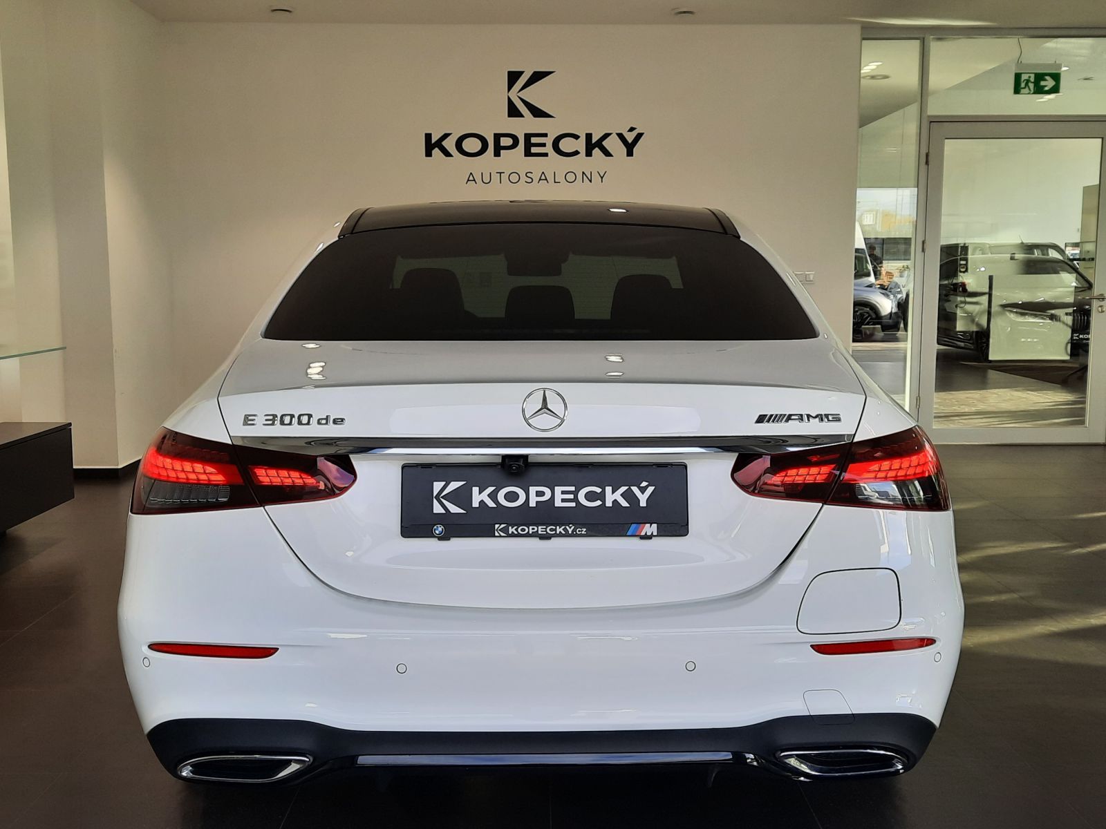 Mercedes-Benz, 300DE 4MATIC - fotka 6