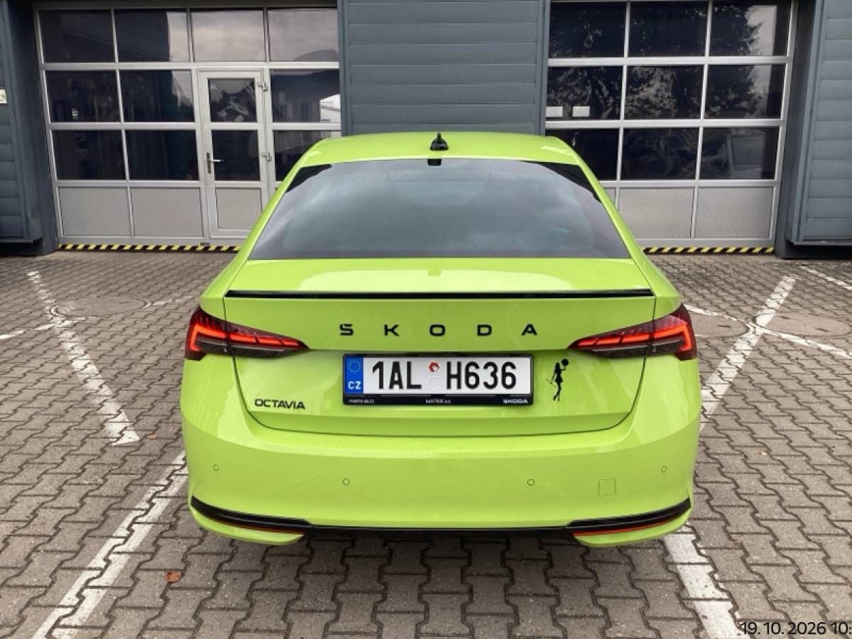 Škoda Octavia, Sportline 1,5 TSI 110kW MT6/H6 - fotka 2