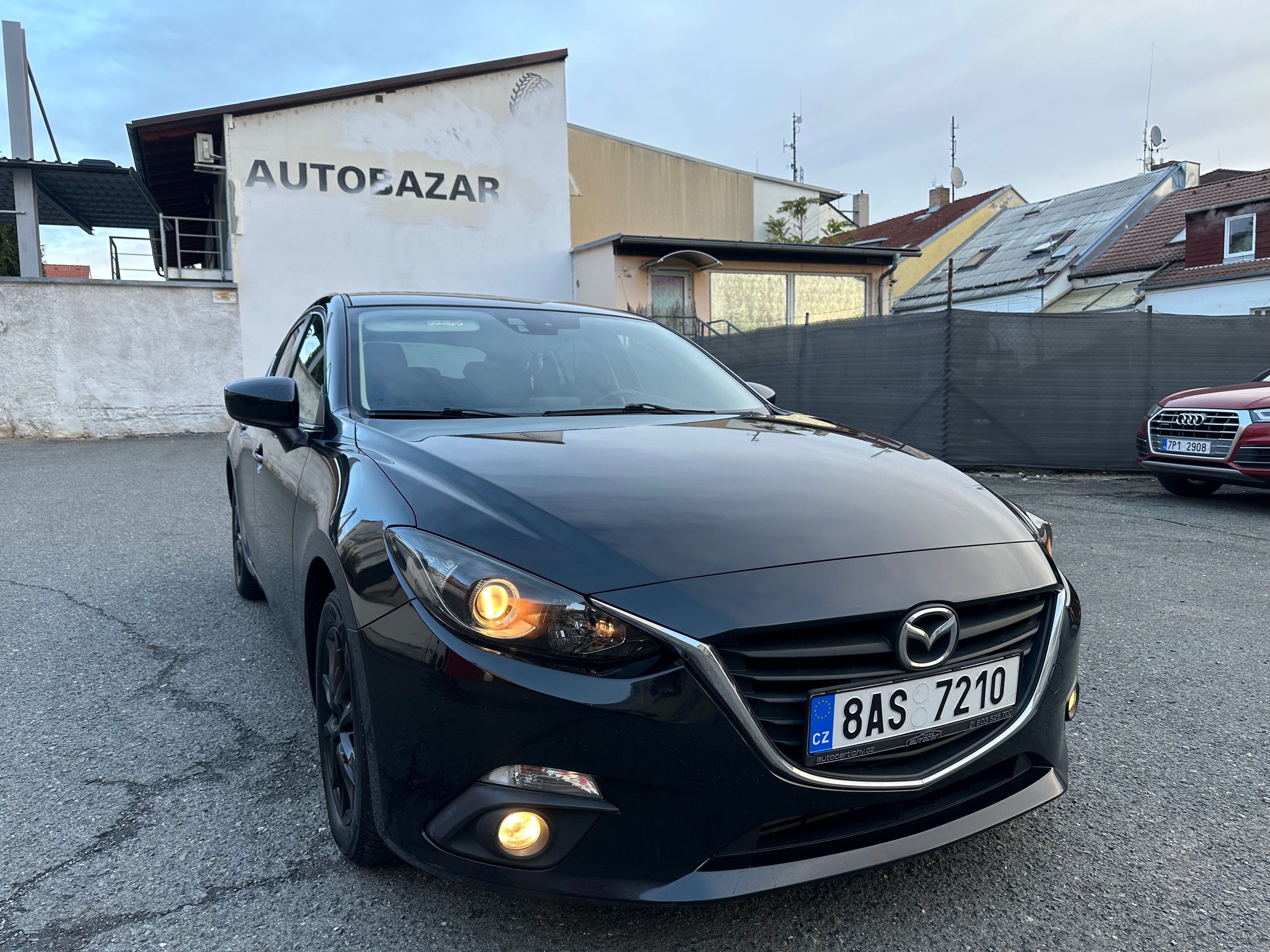 Mazda 3, 2.2D Skyactiv 110Kw - fotka 5