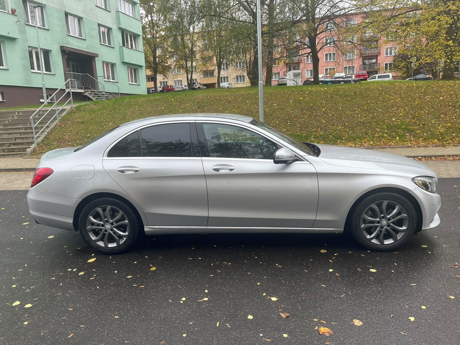 Mercedes-Benz Třídy C, MercedesBenz Cclass 220d sedan - fotka 3