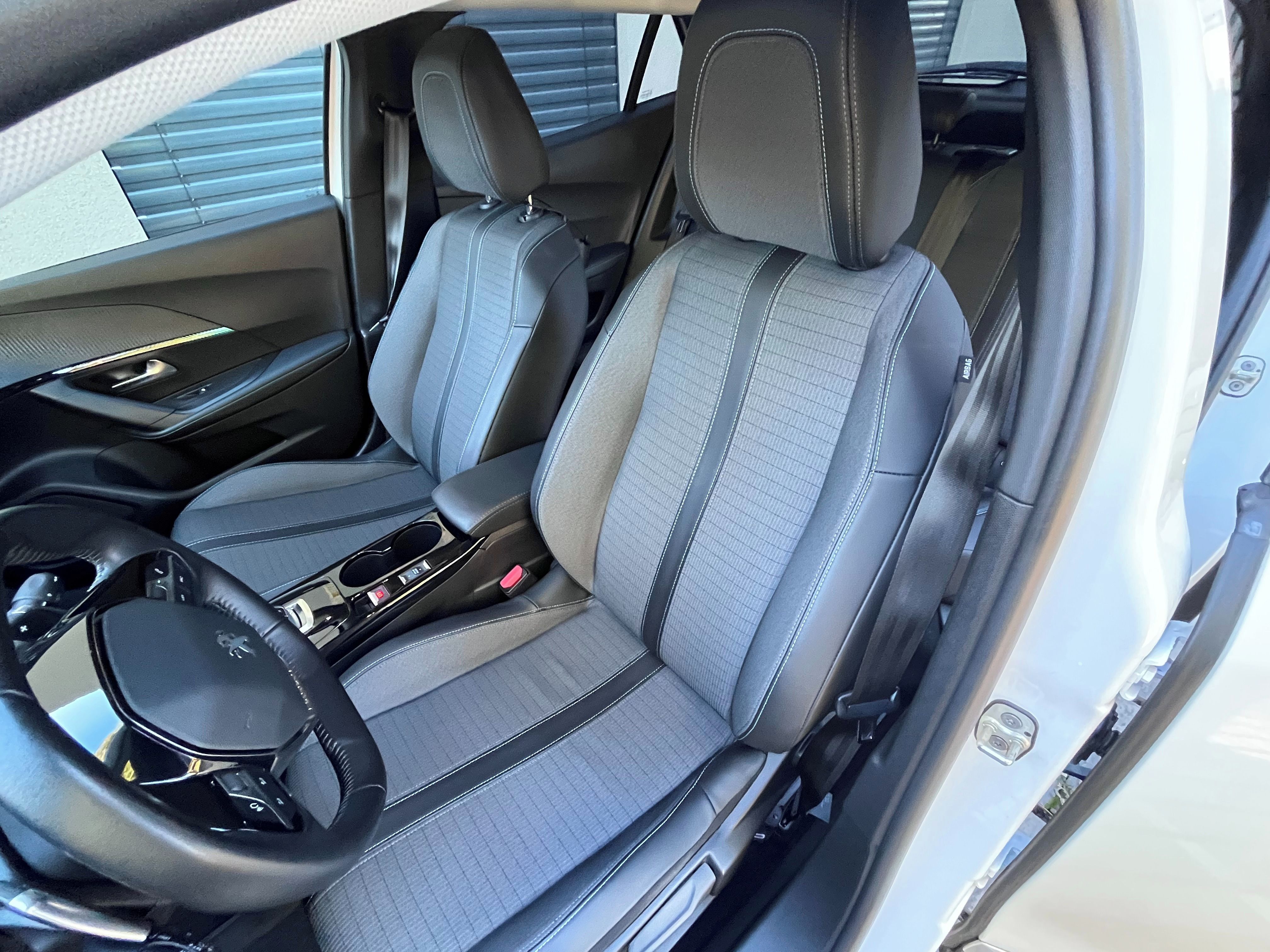 Peugeot 2008 - fotka 5
