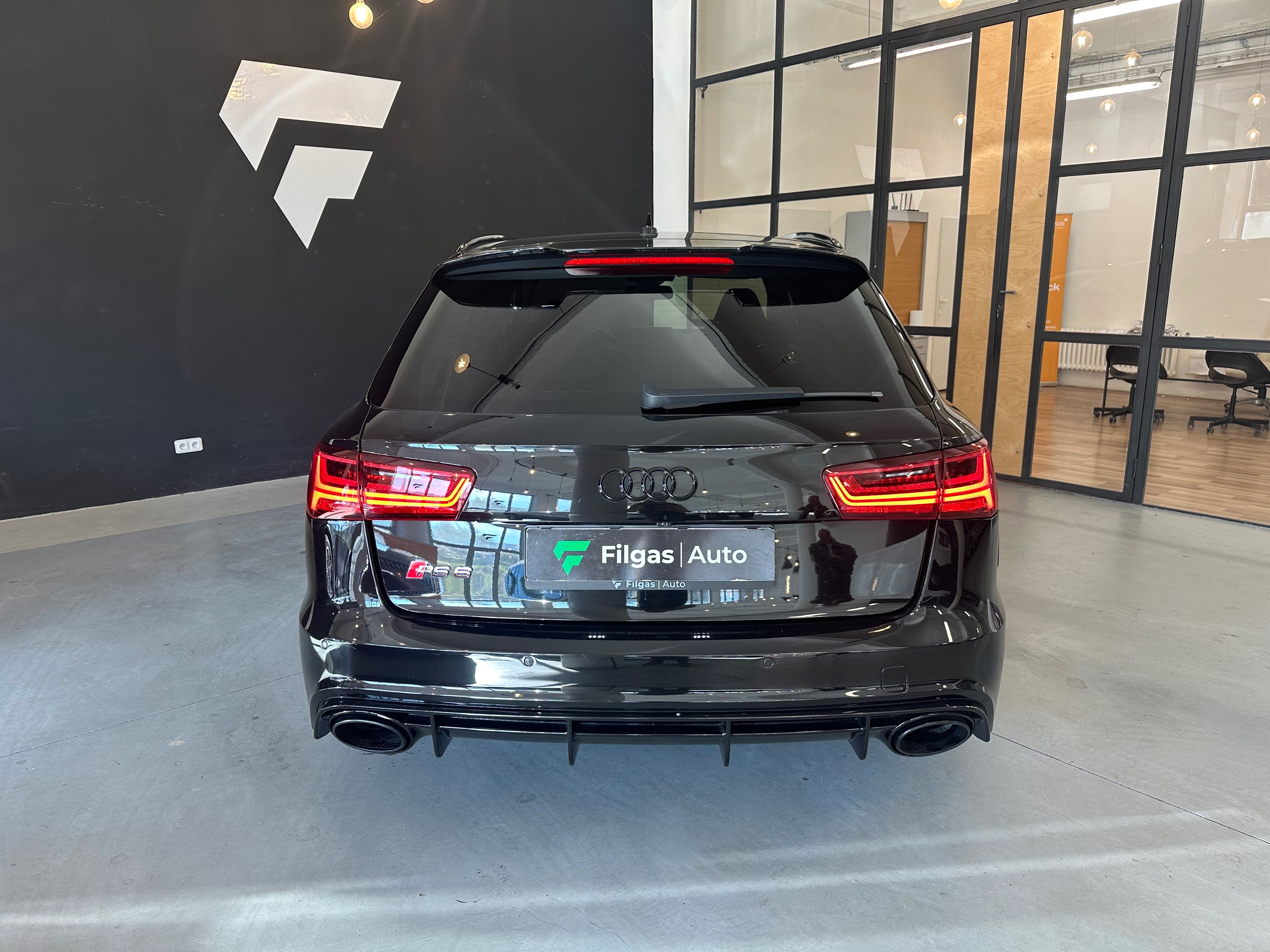 Audi RS6, AVANT C7 4.0 V8 412KW QUATTRO - fotka 4