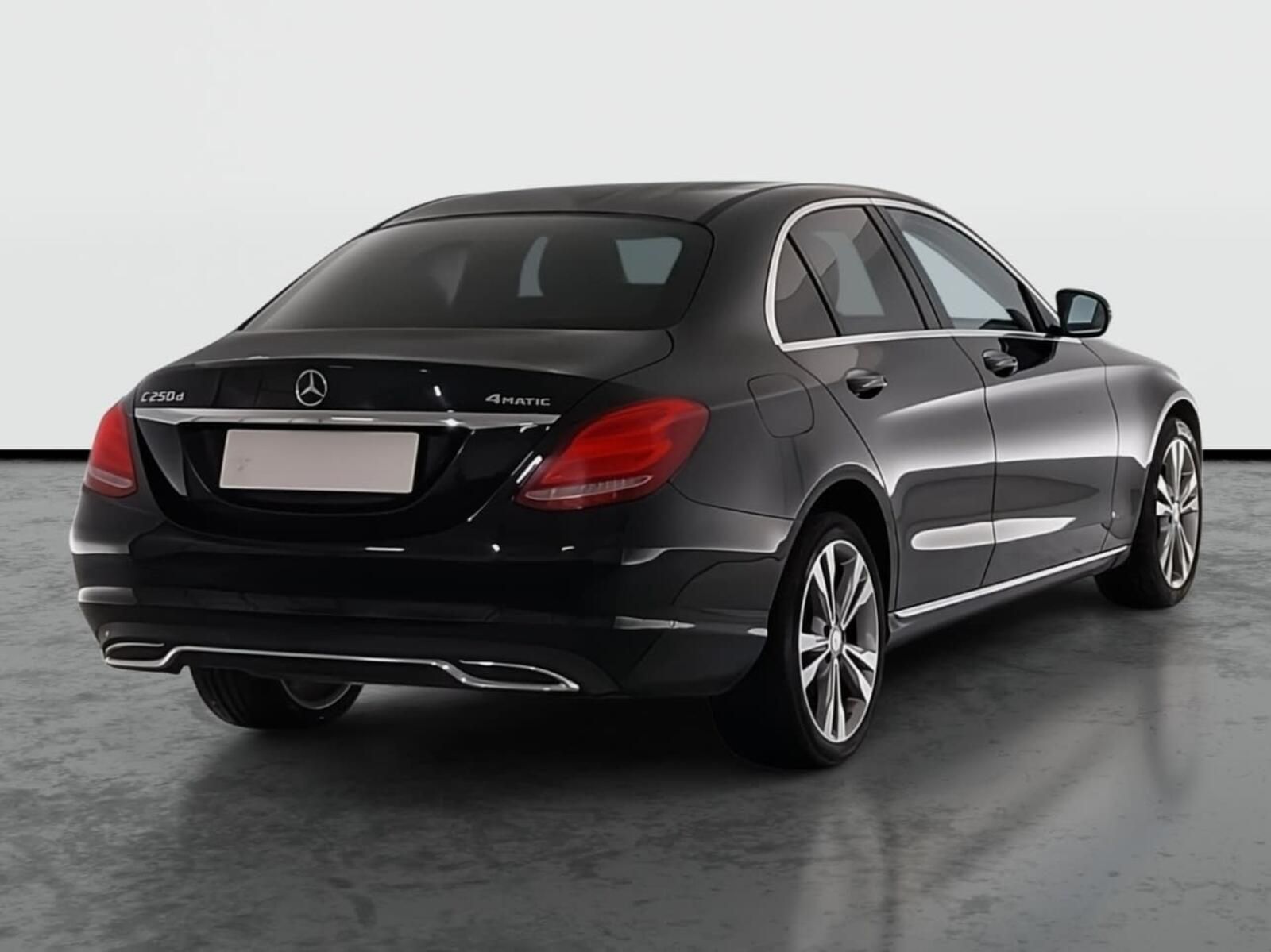 Mercedes-Benz Třídy C, 250 d 4MATIC, 4X4, Automat - fotka 5