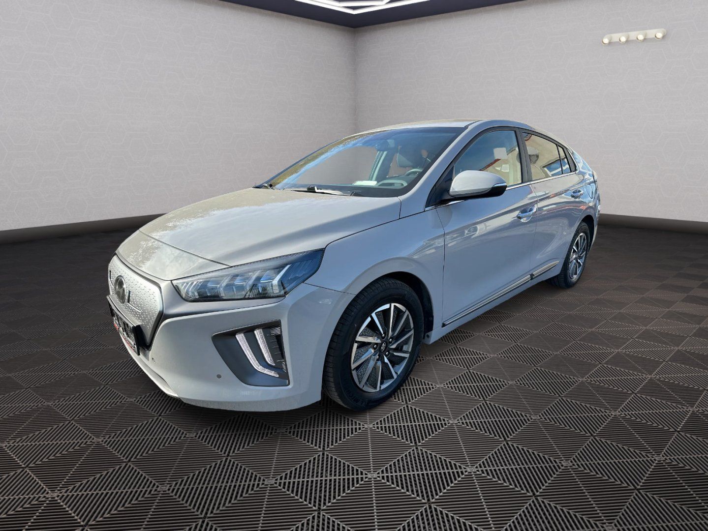 Hyundai Ioniq, 38,3 kWh Level 5 SoH 100% - fotka 3