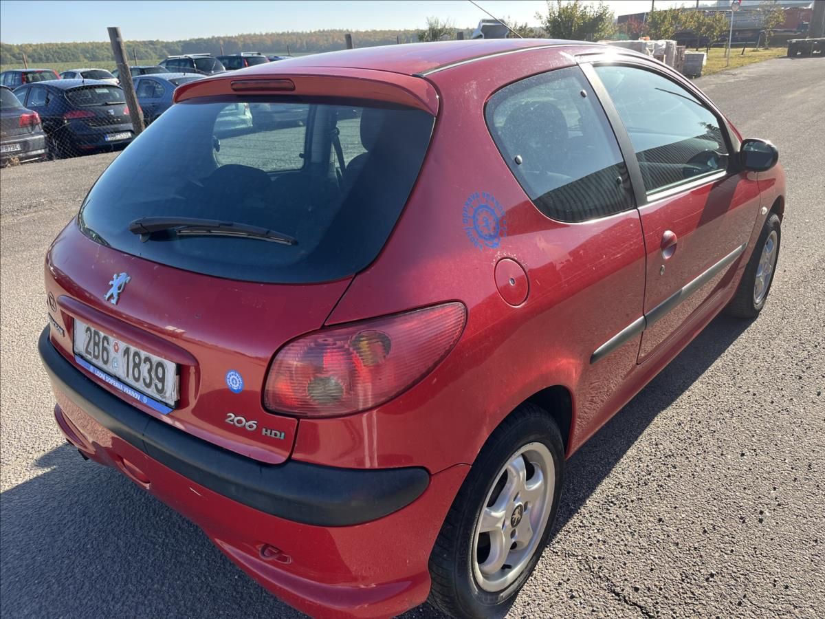Peugeot 206, 1,4 HDi SERVIS VSTŘIKY ROZVODY - fotka 6