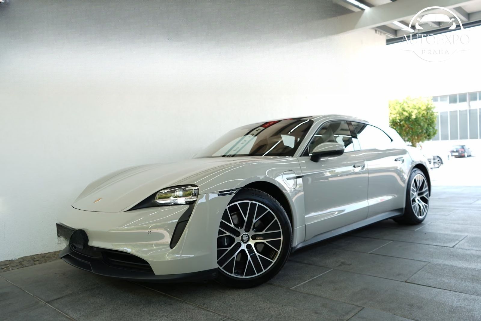 Porsche Taycan, Sport Turismo*
