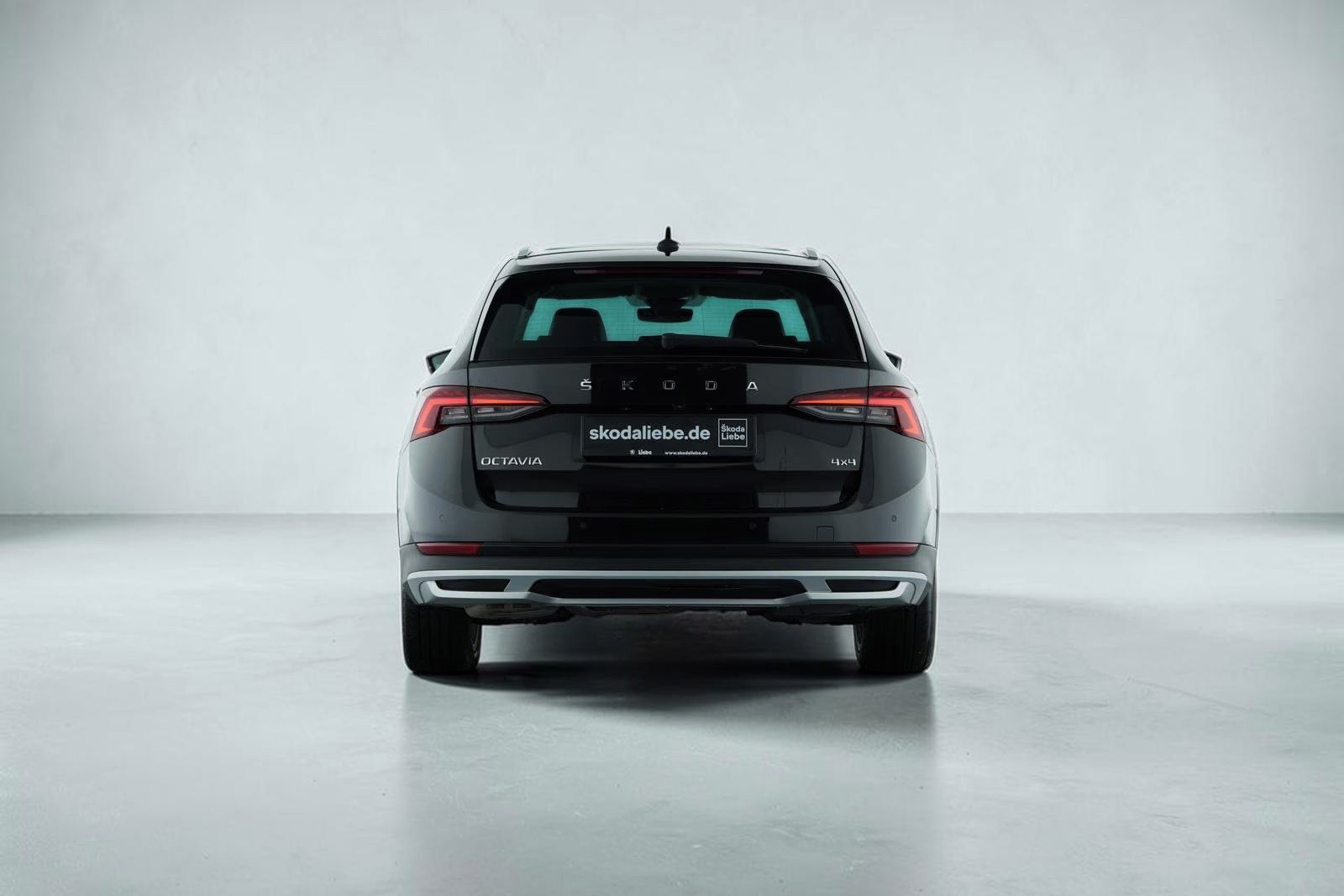 Škoda Octavia, Scout 2.0TDI DSG 4x4*ACC*HUD - fotka 6
