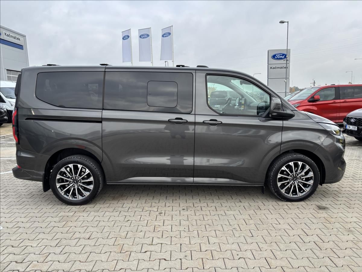 Ford Tourneo Custom, 2,0 125kW Titanium X AWD L1 - fotka 6