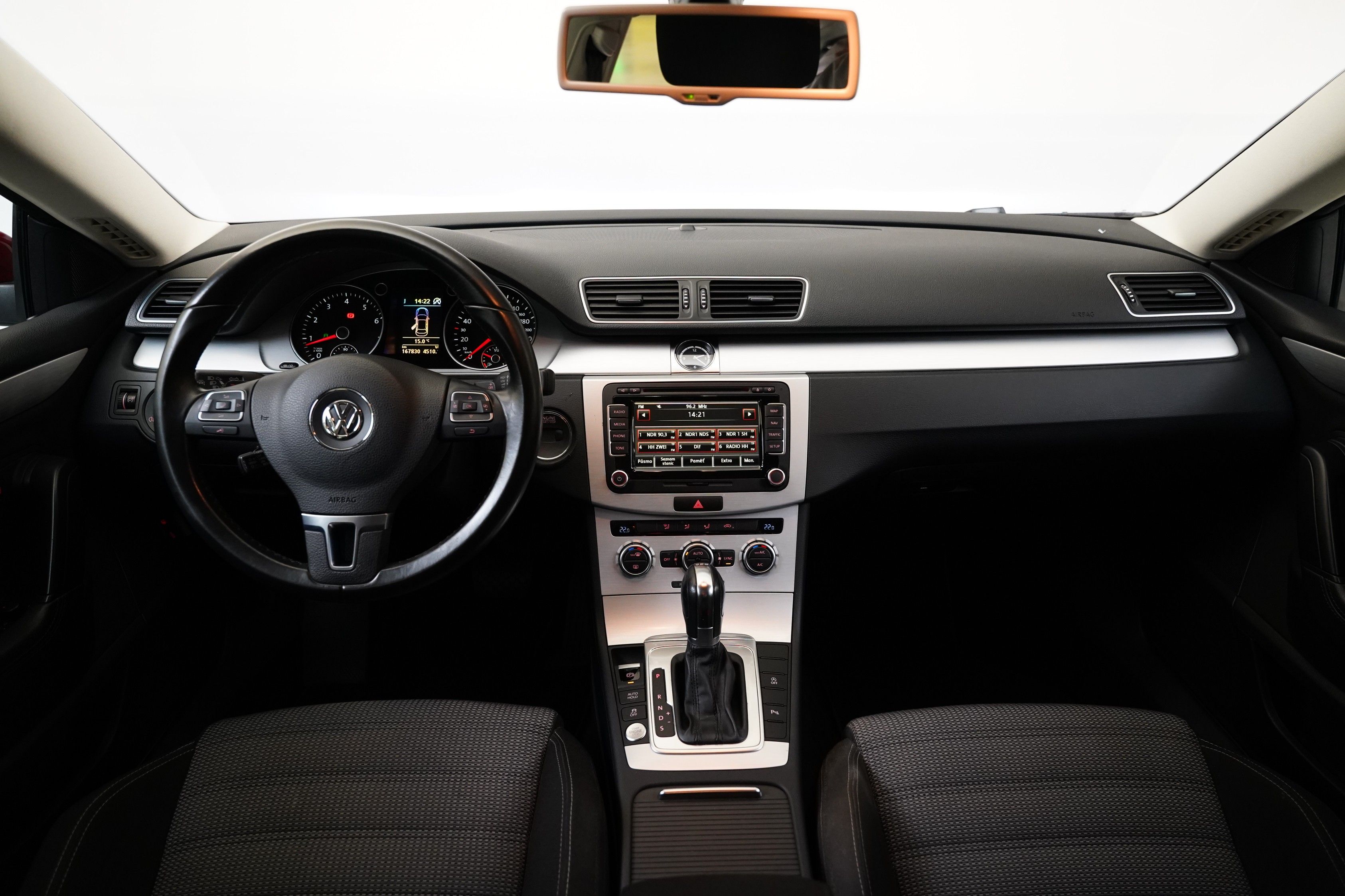 Volkswagen Passat, 1.4 TSI 118 kW Sport - fotka 5